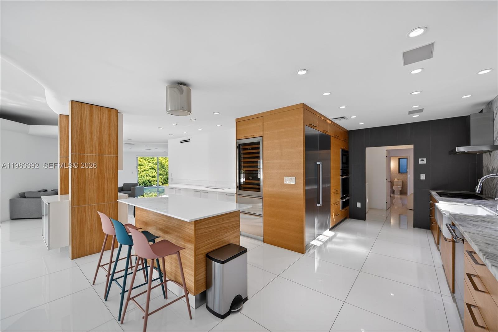 1000 N Shore Dr Miami Beach, FL 33141