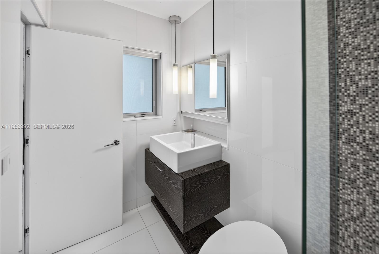 1000 N Shore Dr Miami Beach, FL 33141