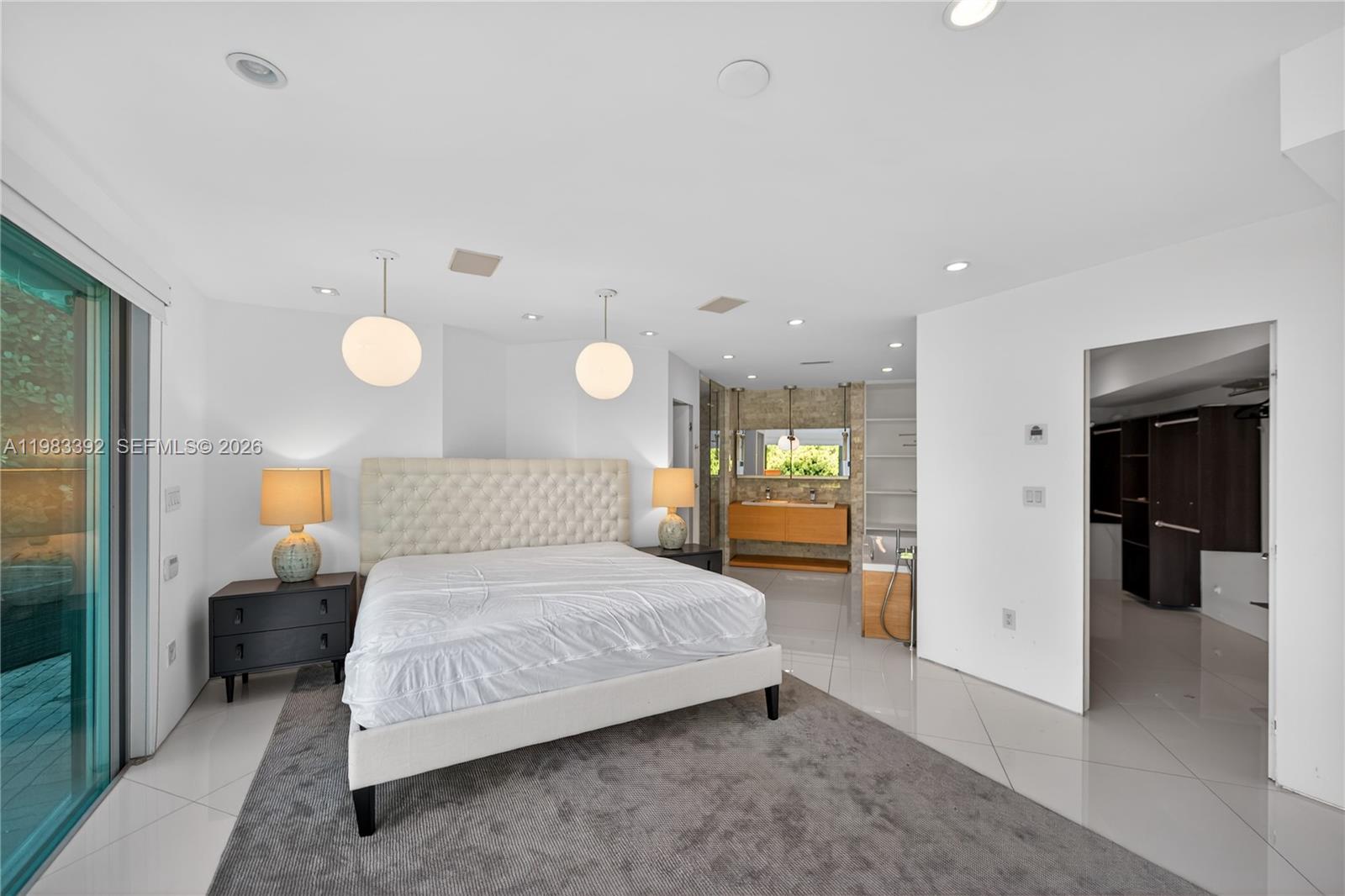 1000 N Shore Dr Miami Beach, FL 33141