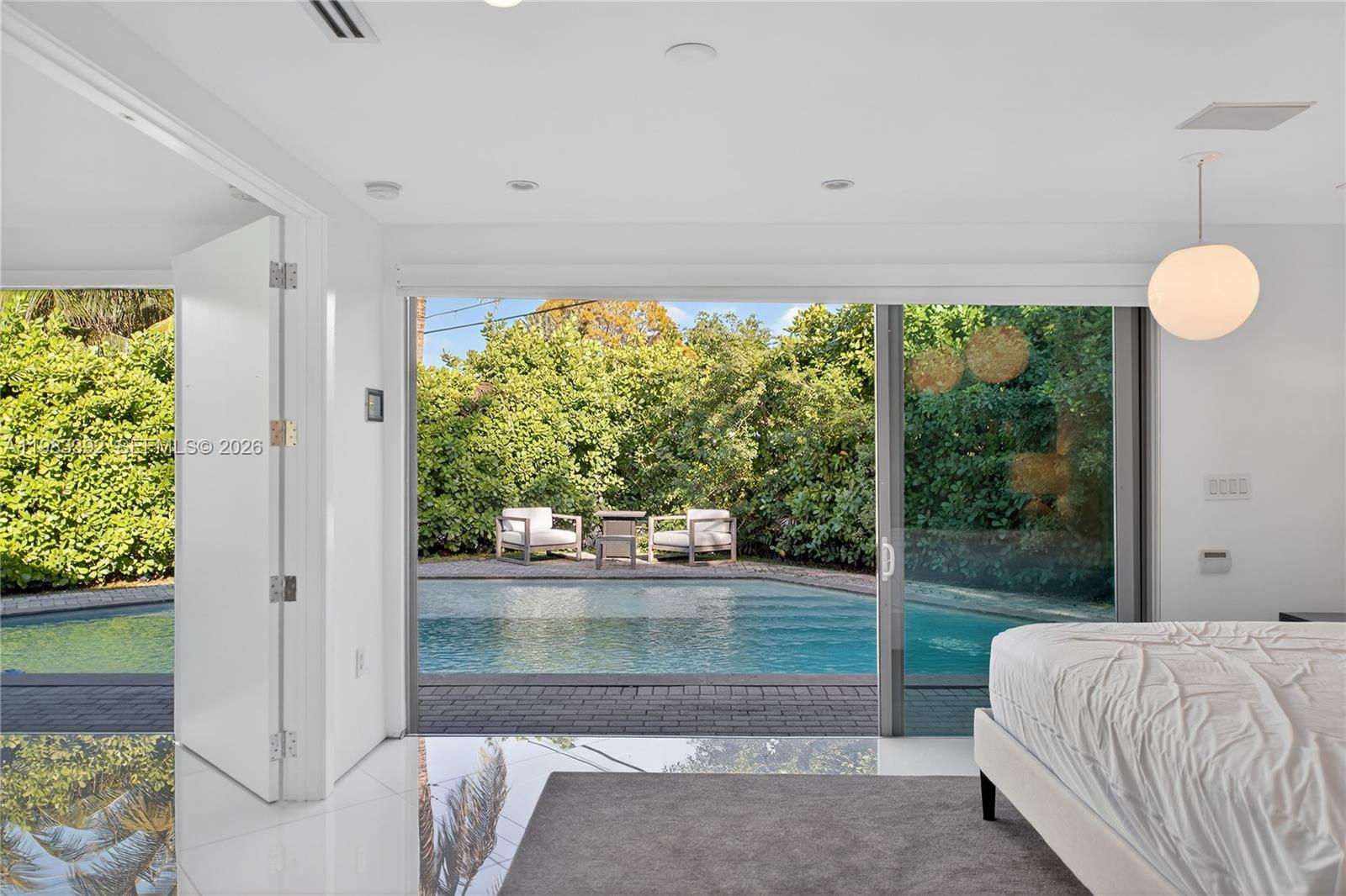 1000 N Shore Dr Miami Beach, FL 33141