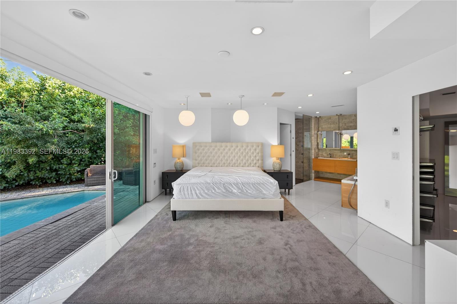 1000 N Shore Dr Miami Beach, FL 33141