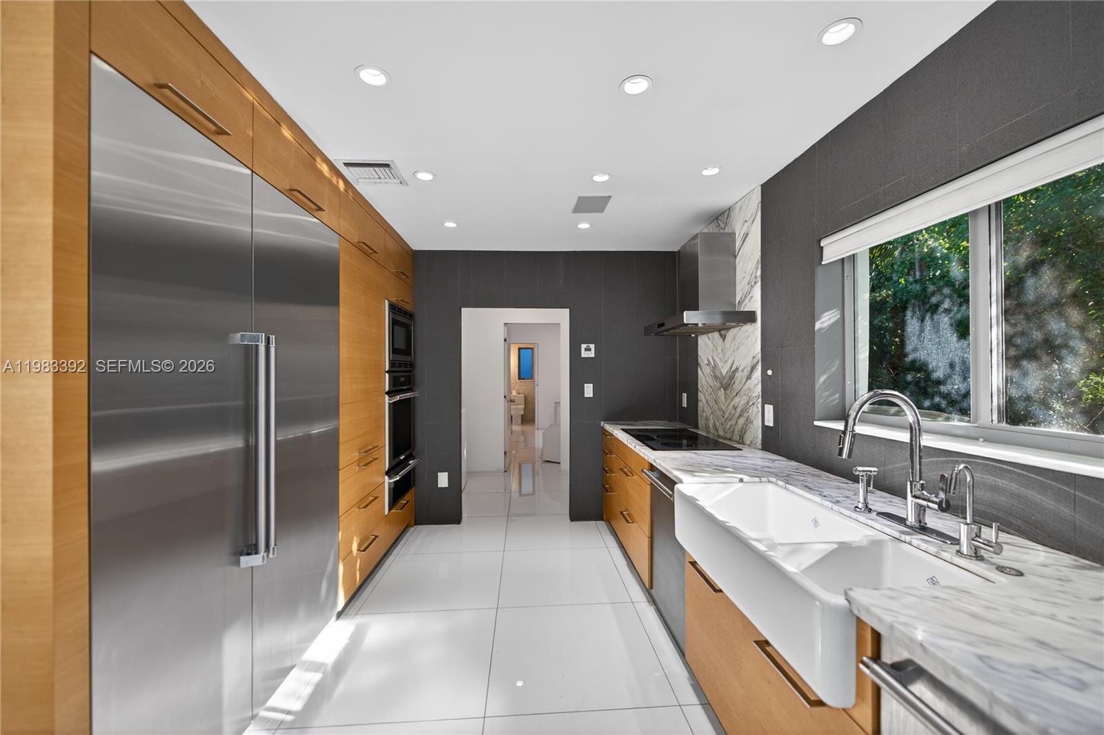 1000 N Shore Dr Miami Beach, FL 33141