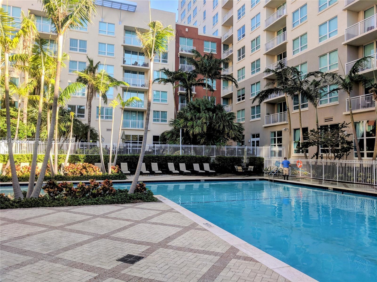 image Cite on the Bay East11