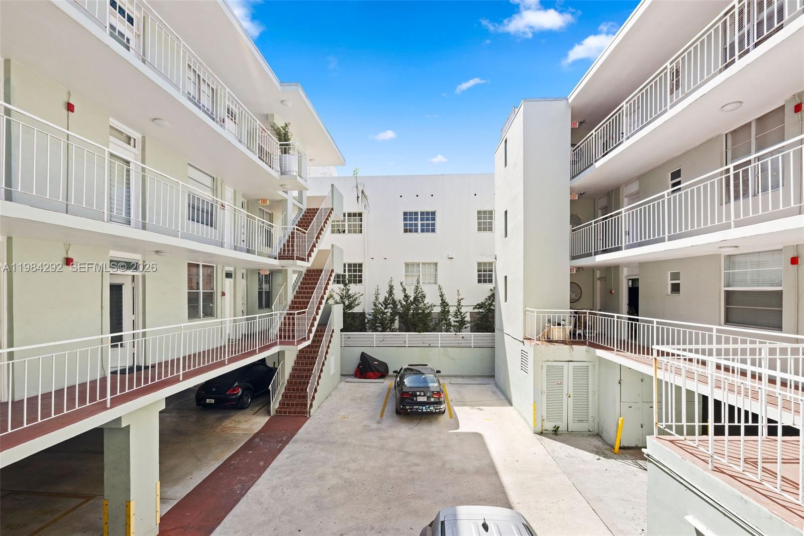 949 Pennsylvania Ave #201 Miami Beach, FL 33139