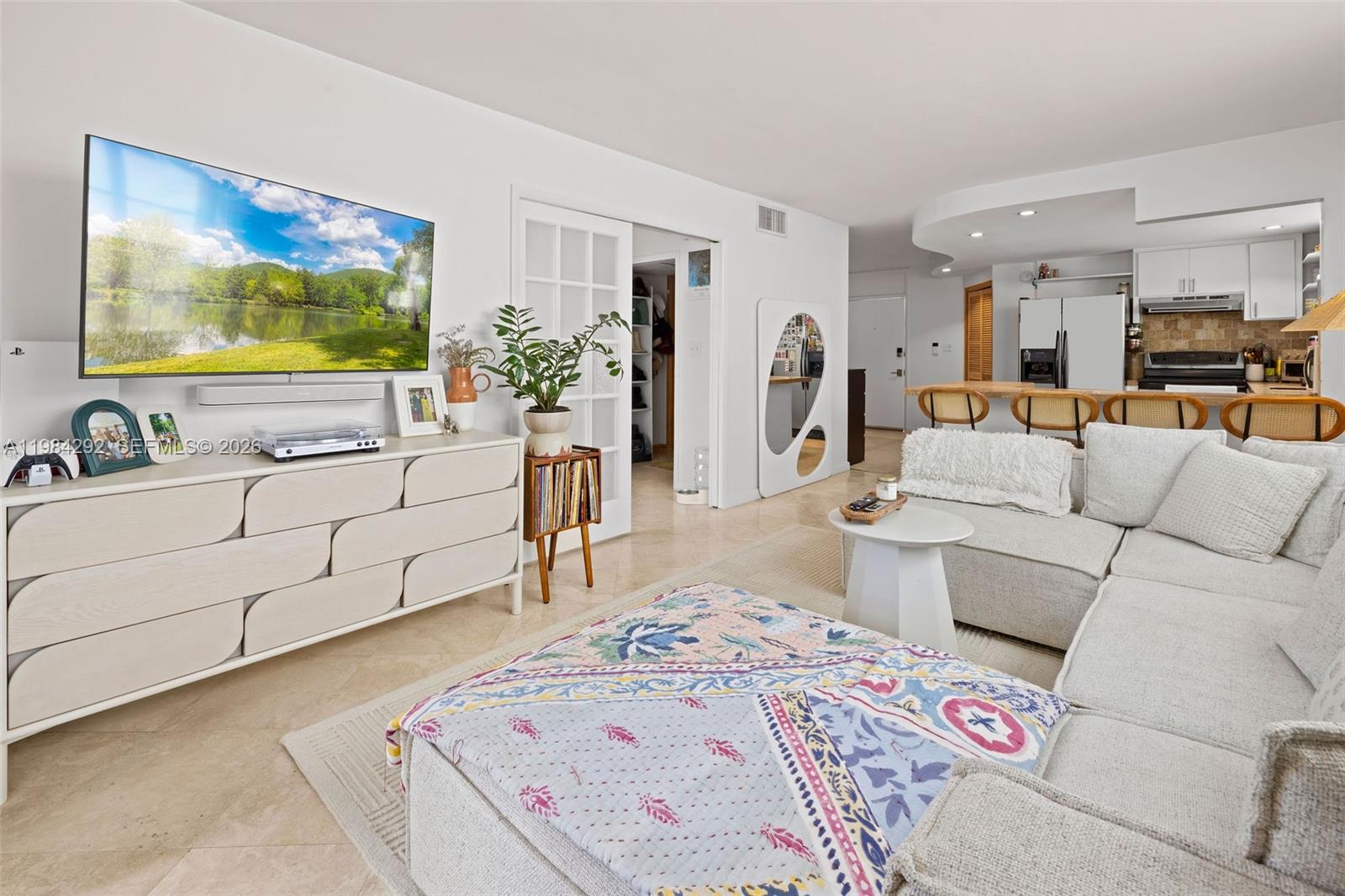 949 Pennsylvania Ave #201 Miami Beach, FL 33139