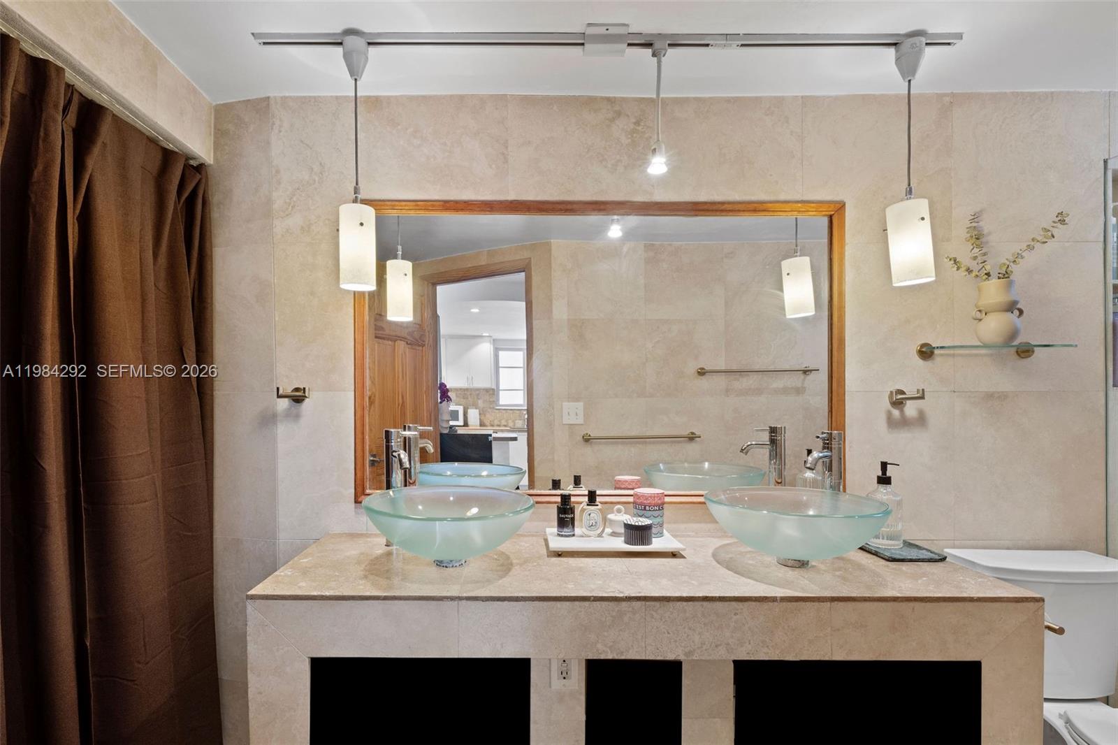 949 Pennsylvania Ave #201 Miami Beach, FL 33139