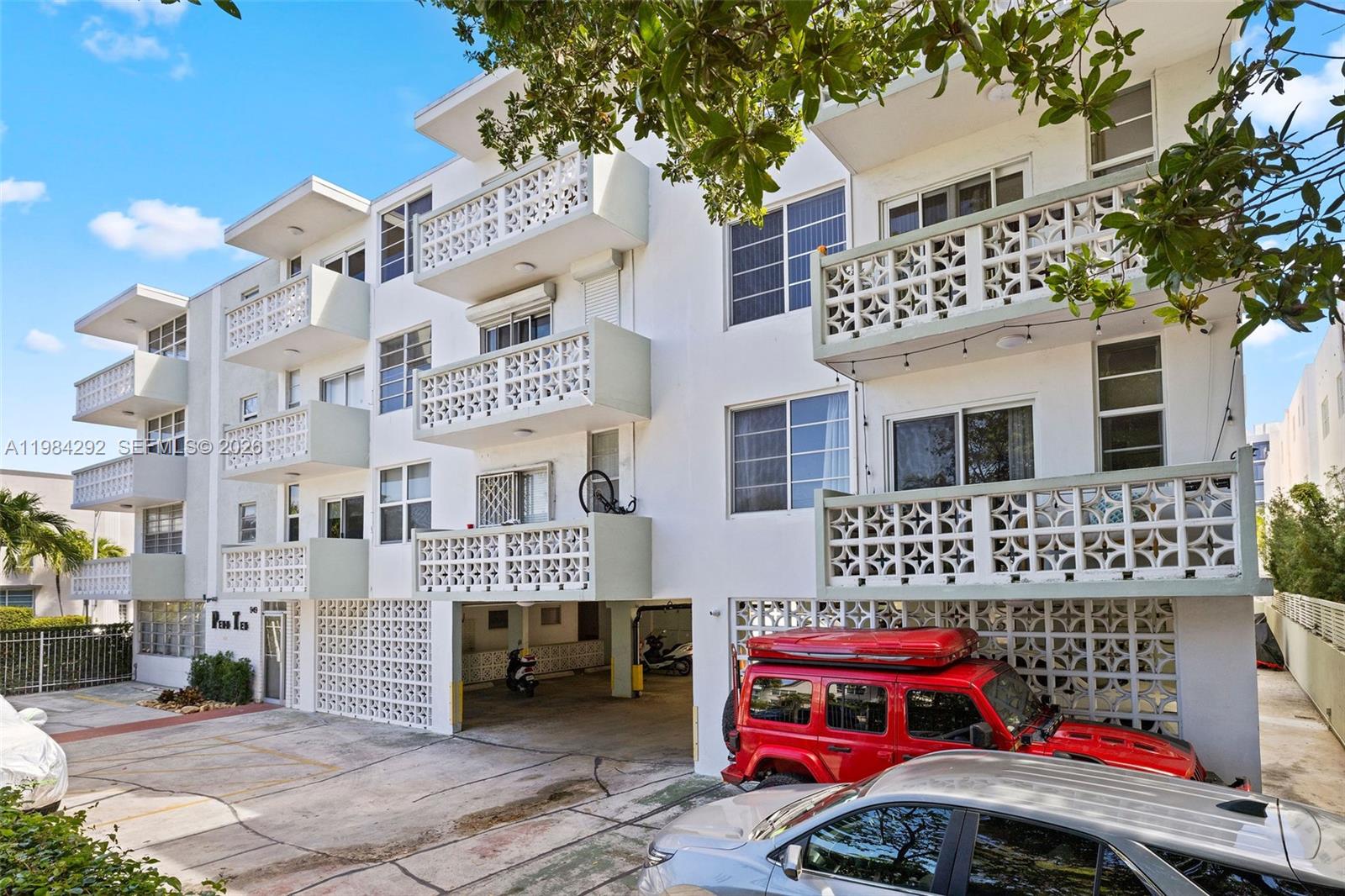 949 Pennsylvania Ave #201 Miami Beach, FL 33139