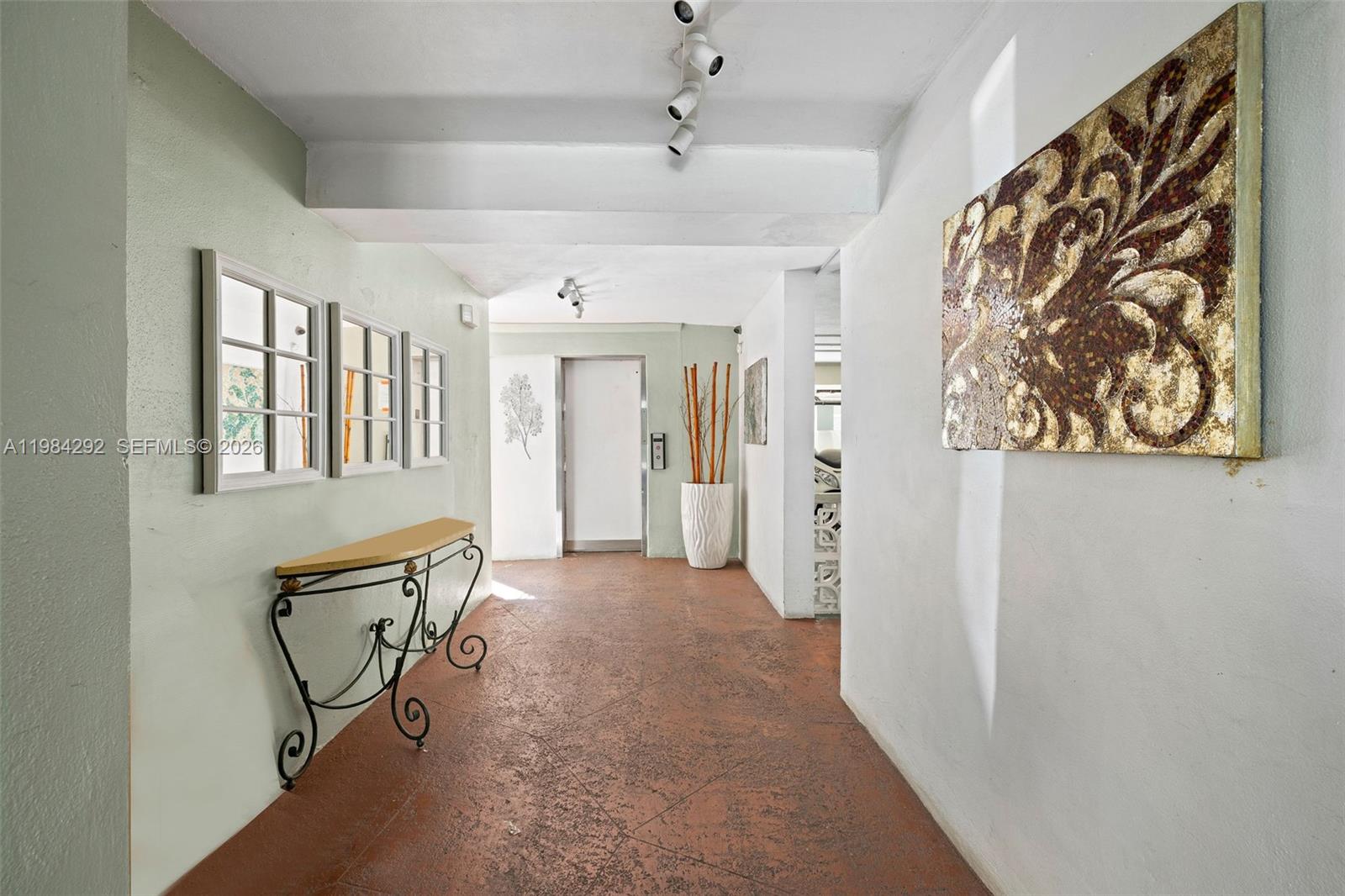 949 Pennsylvania Ave #201 Miami Beach, FL 33139