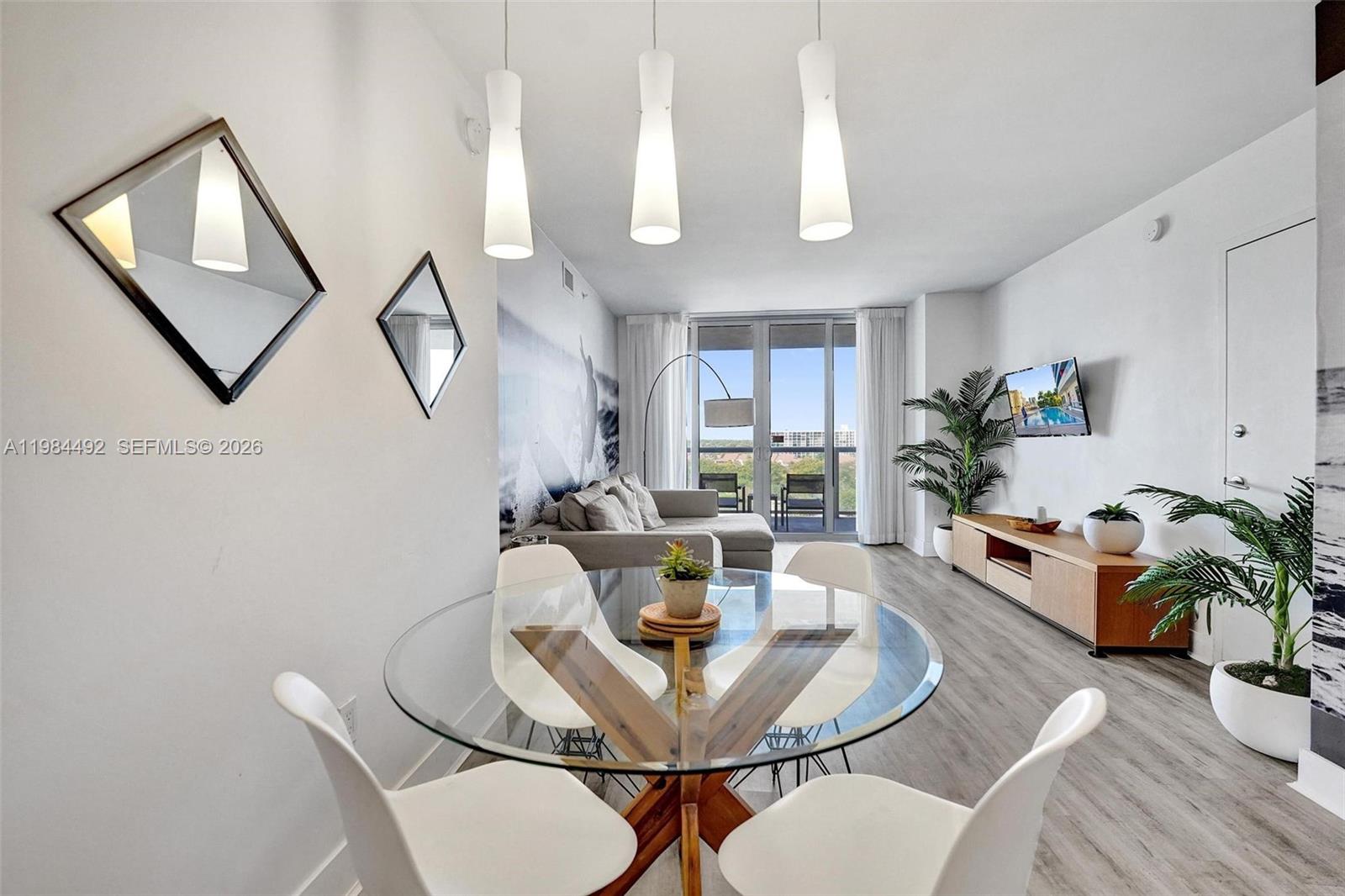 2602 E Hallandale Bch Blvd #R906 Hallandale Beach, FL 33009