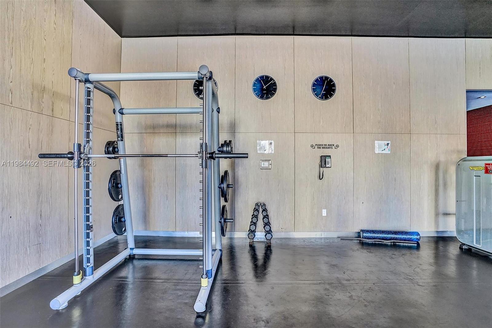 2602 E Hallandale Bch Blvd #R906 Hallandale Beach, FL 33009