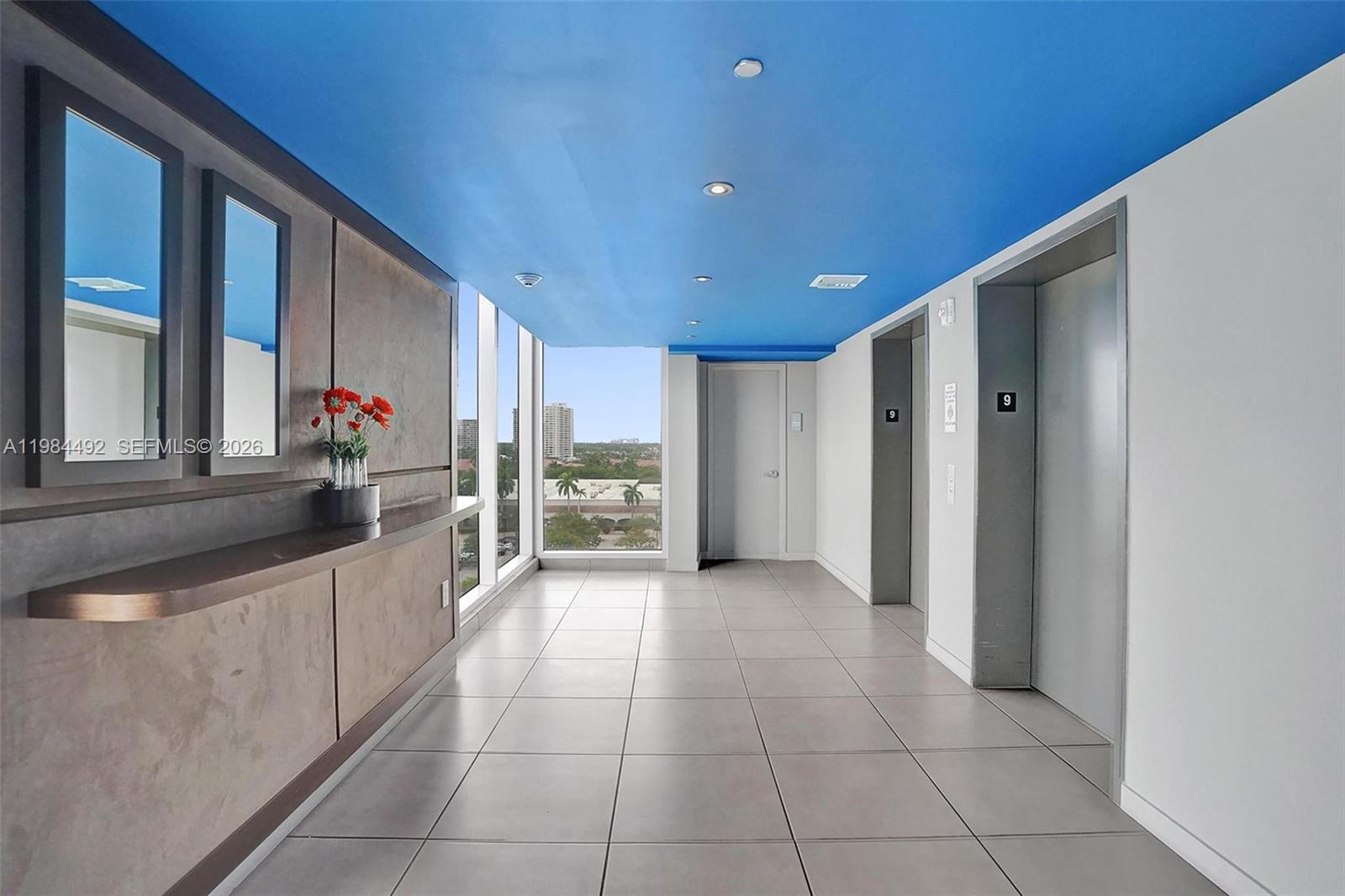 2602 E Hallandale Bch Blvd #R906 Hallandale Beach, FL 33009