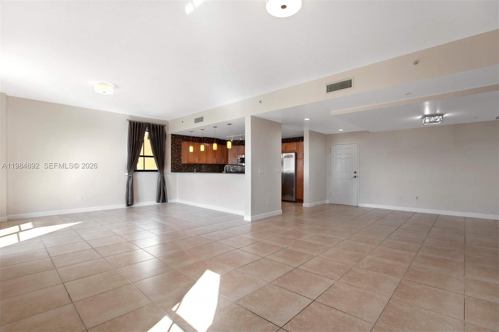 8390 SW 72nd Ave #412 Miami, FL 33143