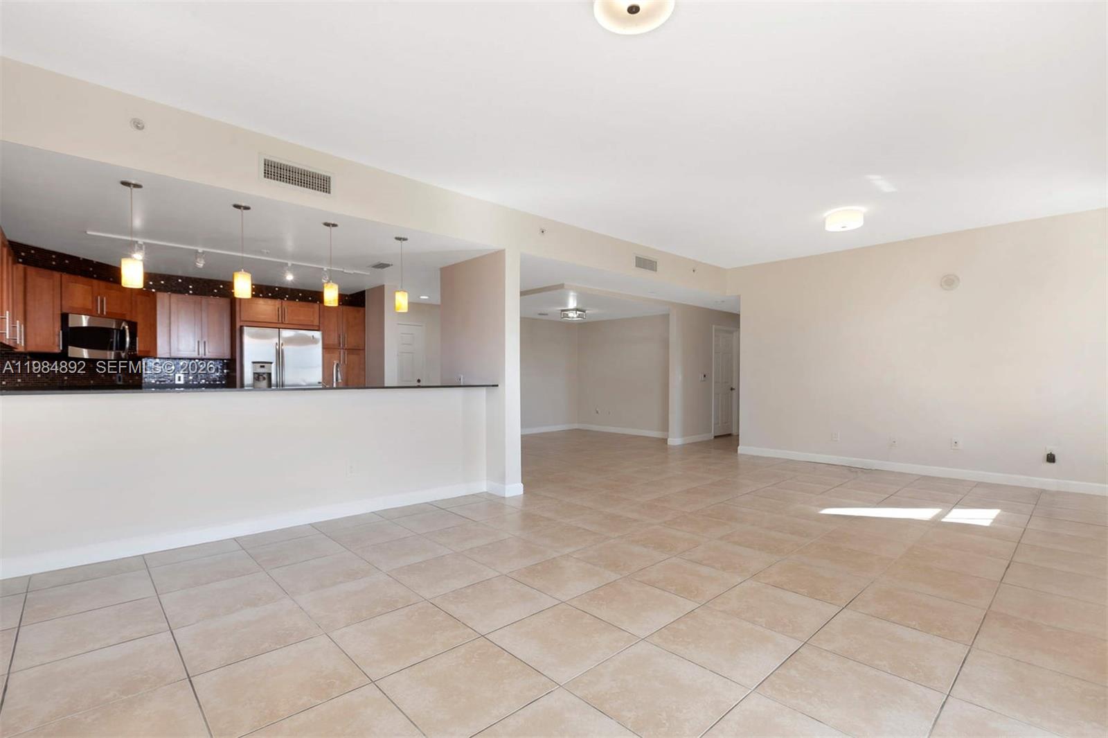 8390 SW 72nd Ave #412 Miami, FL 33143