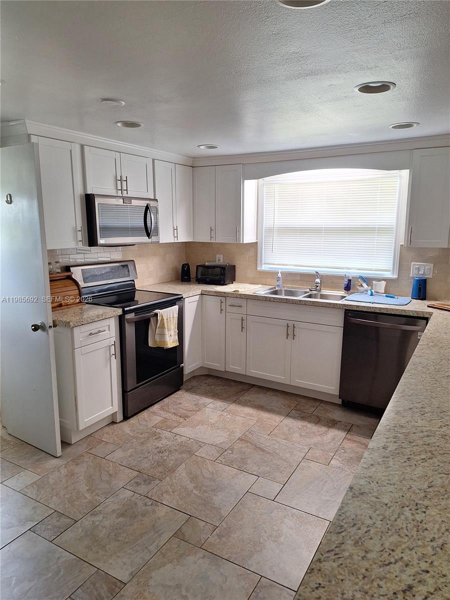 5525 SE Ault Ave Stuart, FL 34997