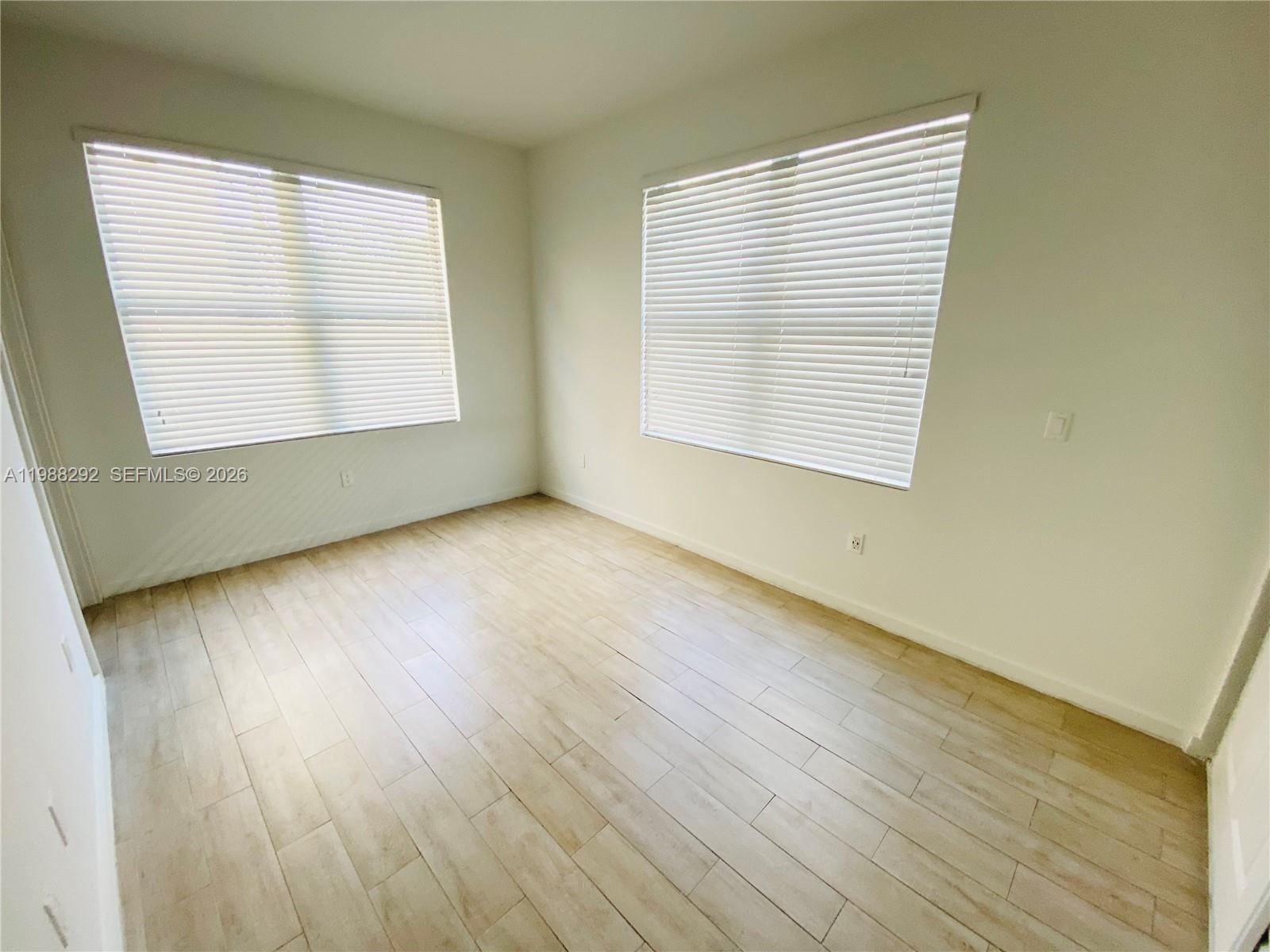 1611 Meridian Ave #305 Miami Beach, FL 33139