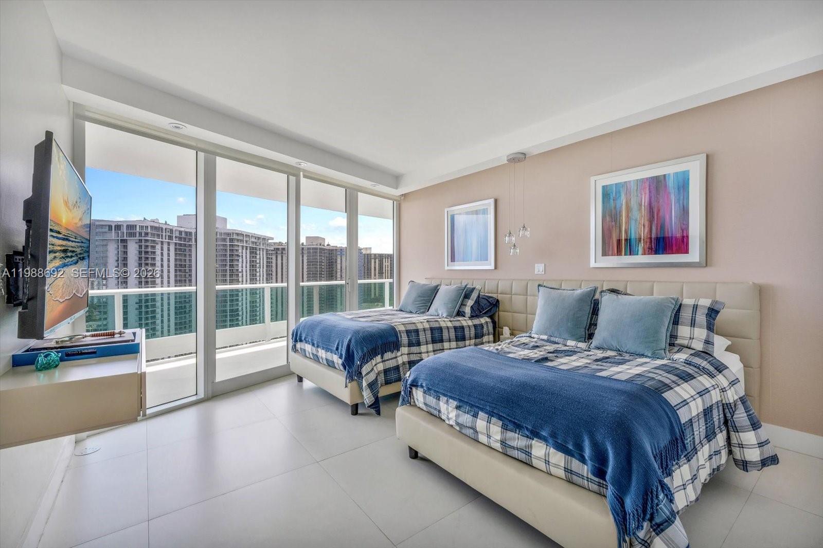 image Porto Vita South26