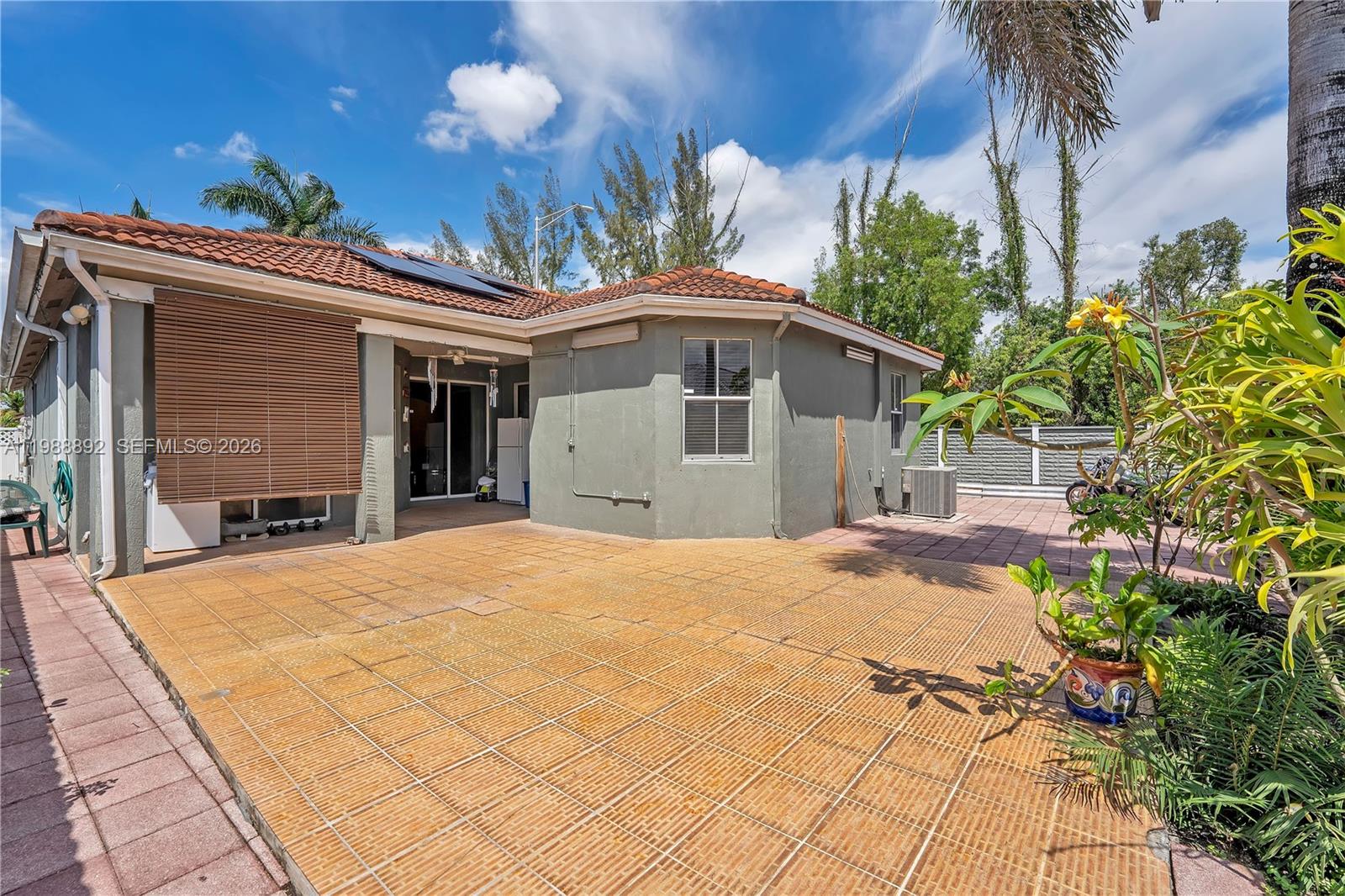 1173 NW 135th Ct Miami, FL 33182