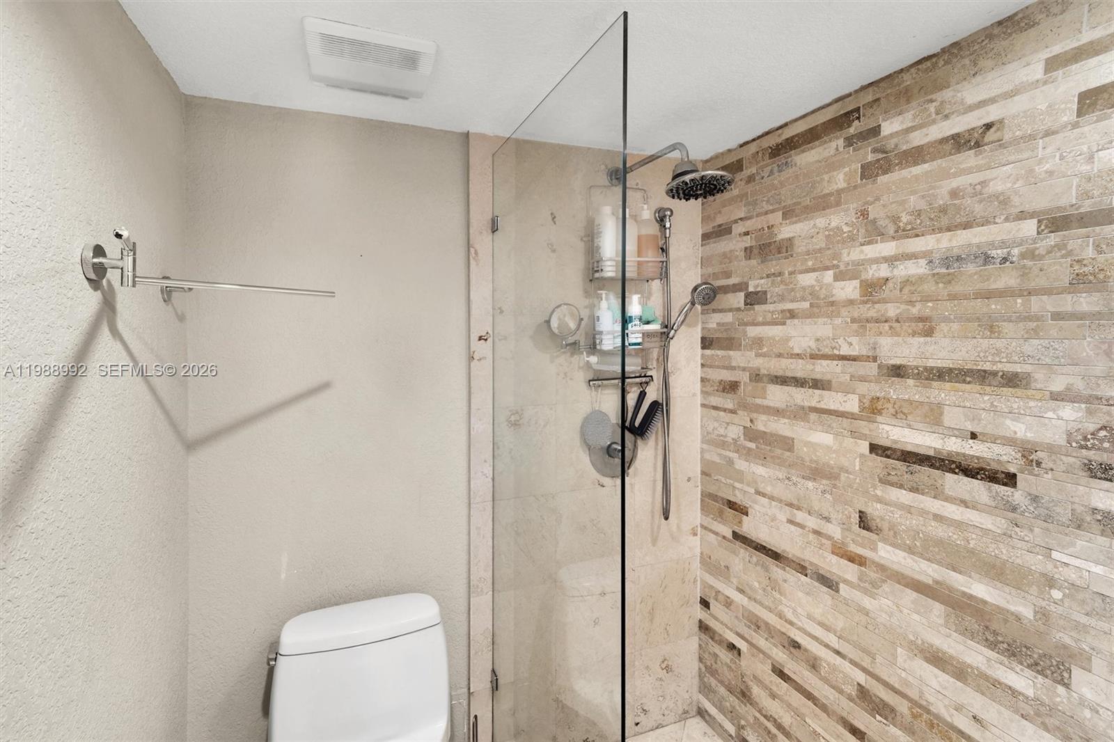 2829 Indian Crk Dr #1102 Miami Beach, FL 33140