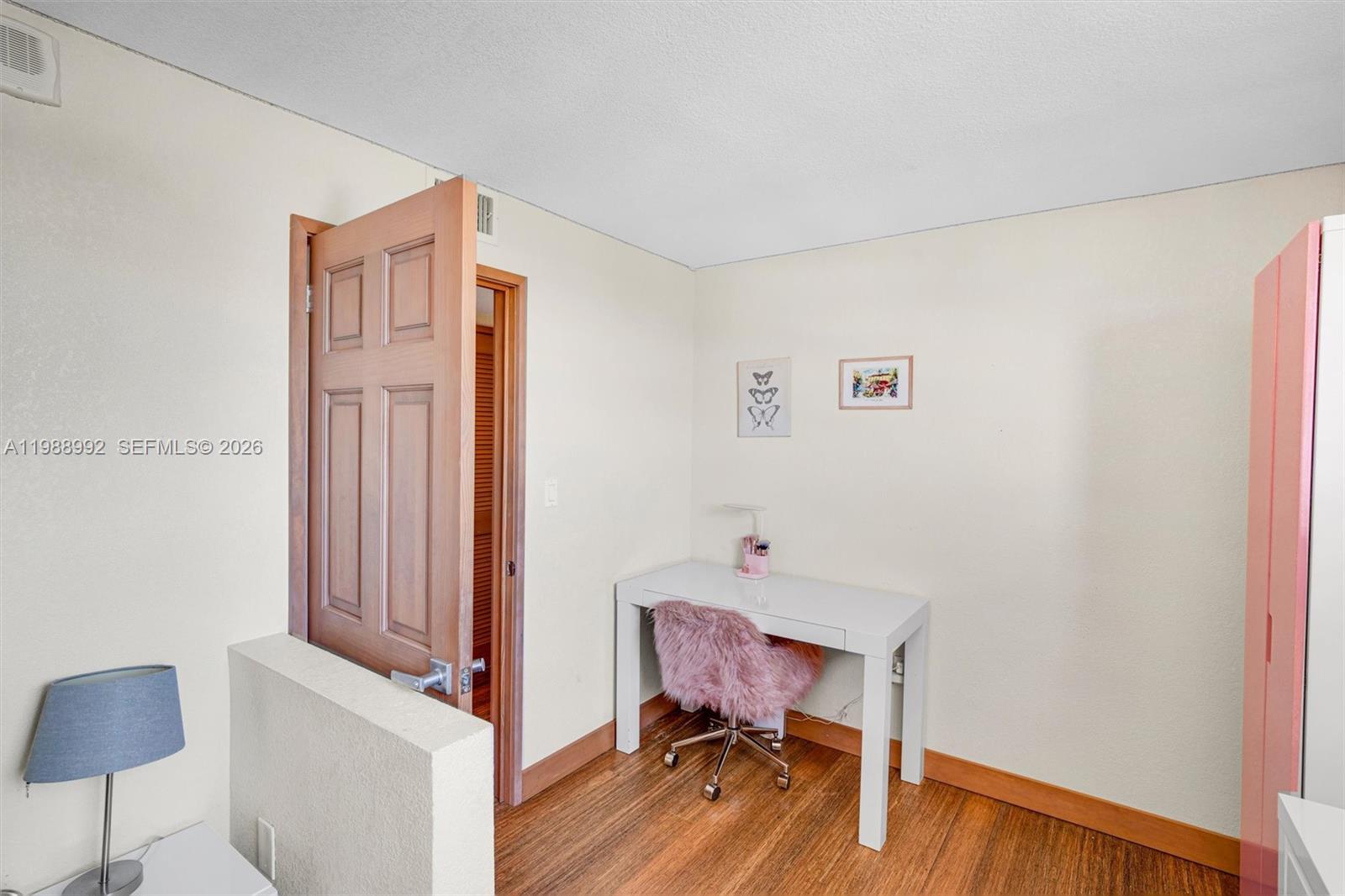 2829 Indian Crk Dr #1102 Miami Beach, FL 33140