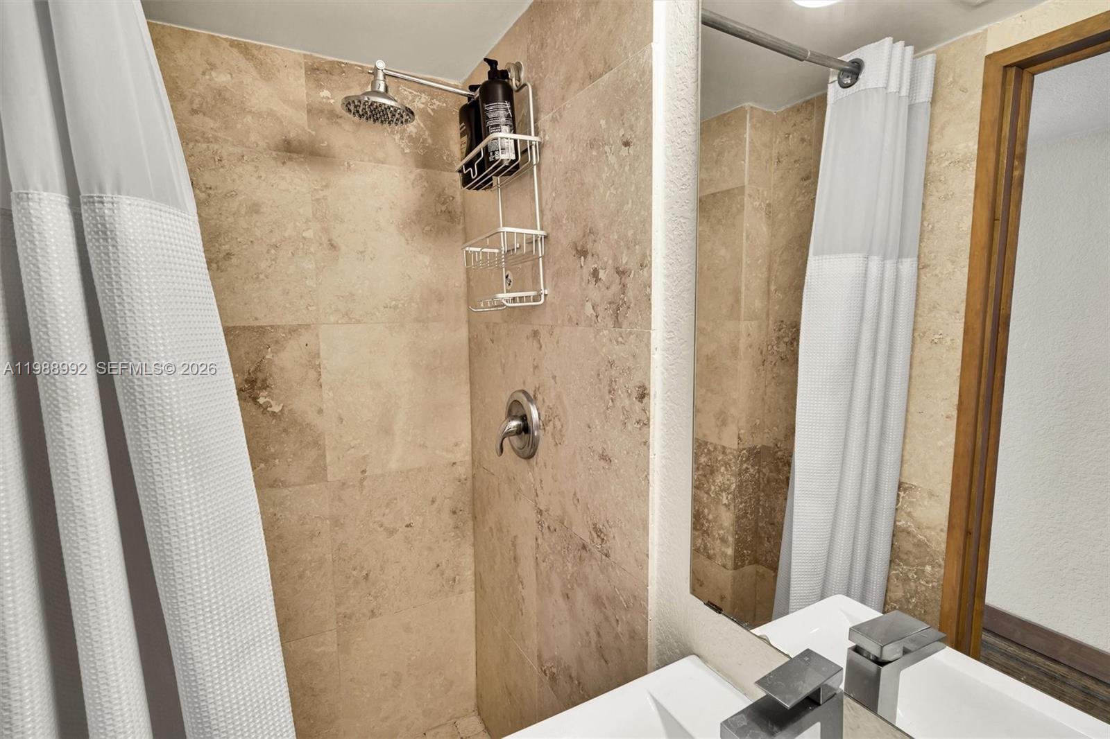 2829 Indian Crk Dr #1102 Miami Beach, FL 33140