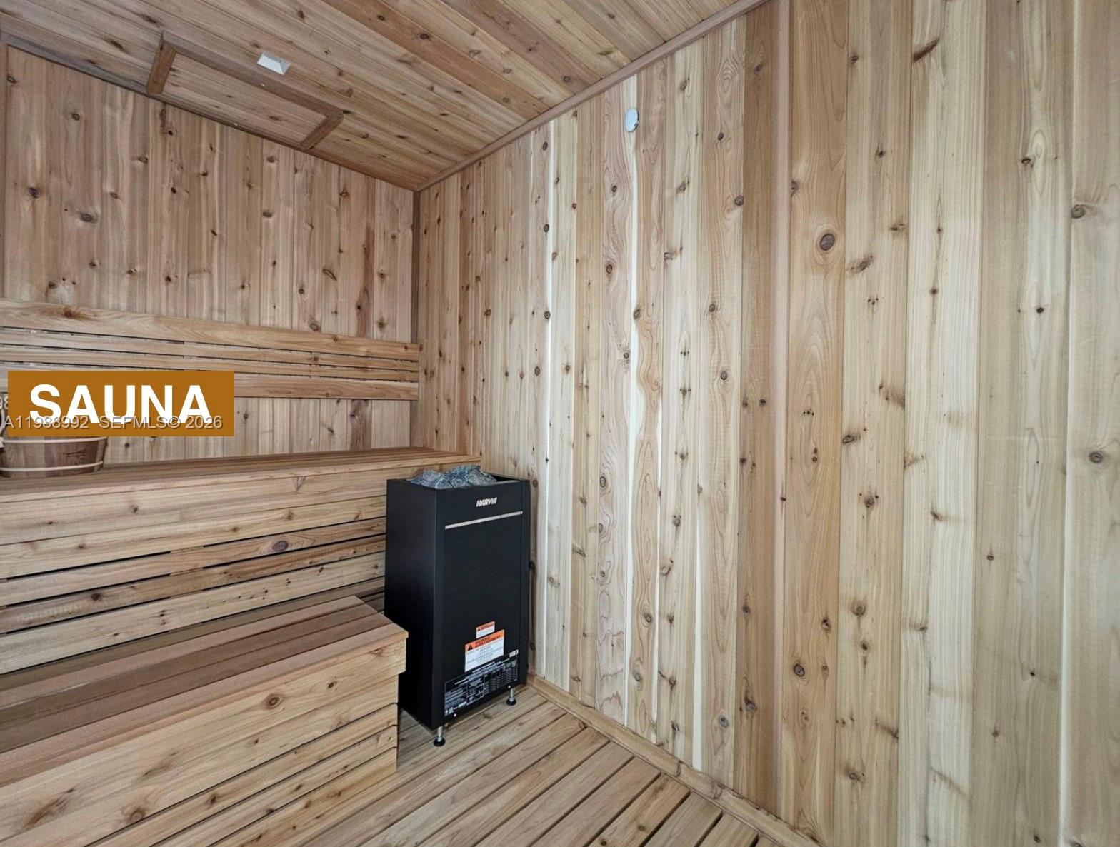 2829 Indian Crk Dr #1102 Miami Beach, FL 33140