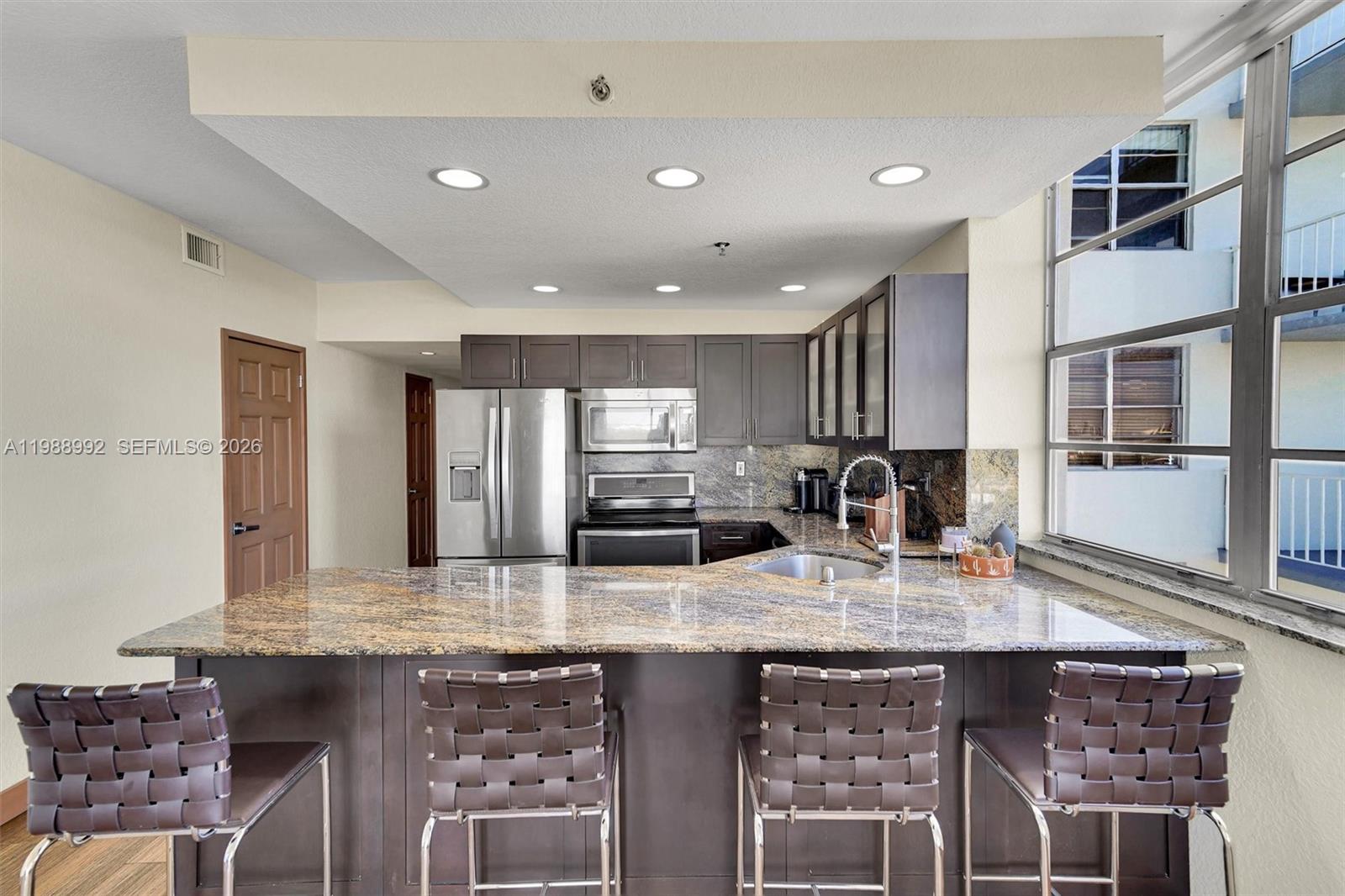 2829 Indian Crk Dr #1102 Miami Beach, FL 33140