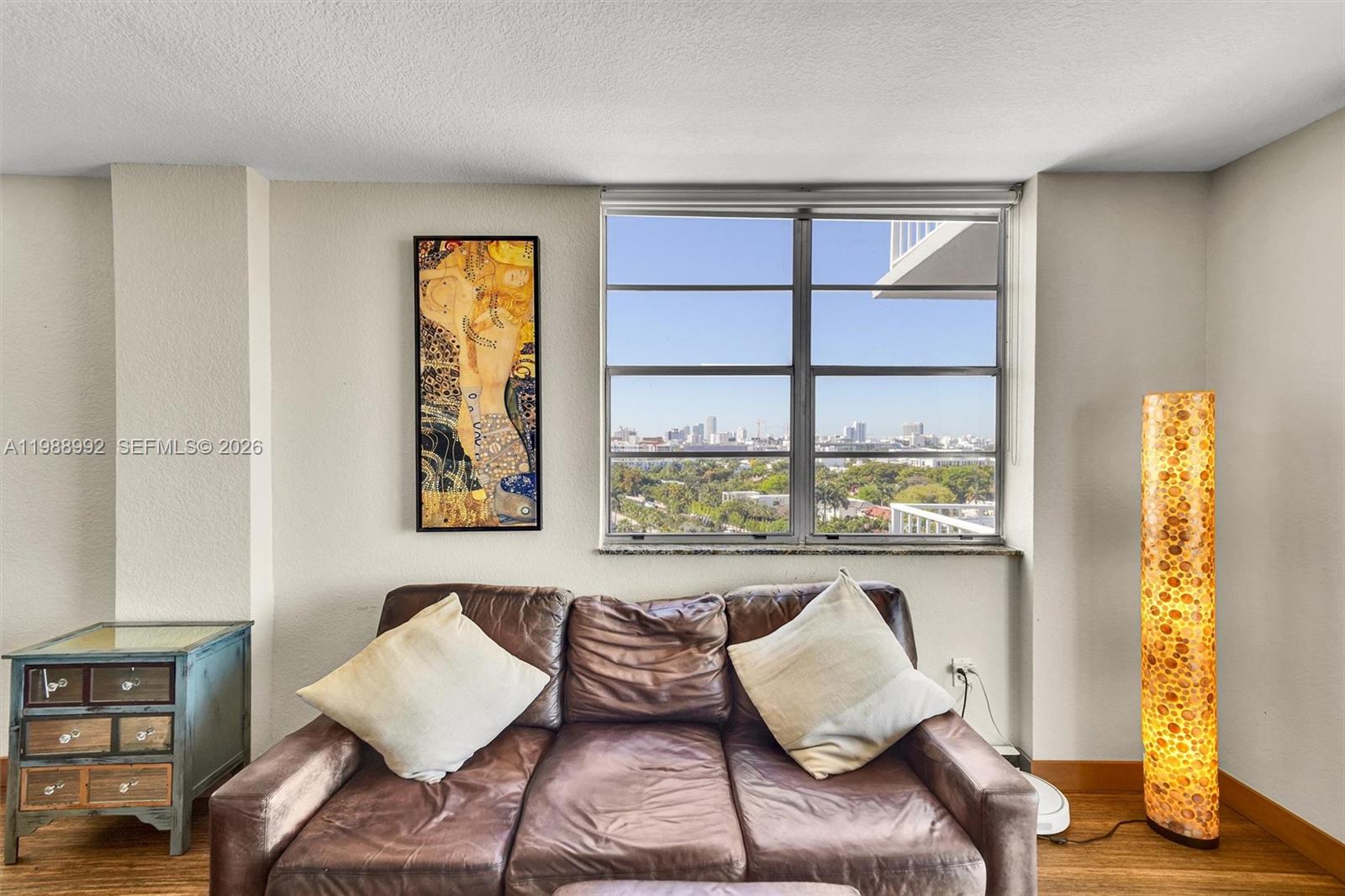 2829 Indian Crk Dr #1102 Miami Beach, FL 33140