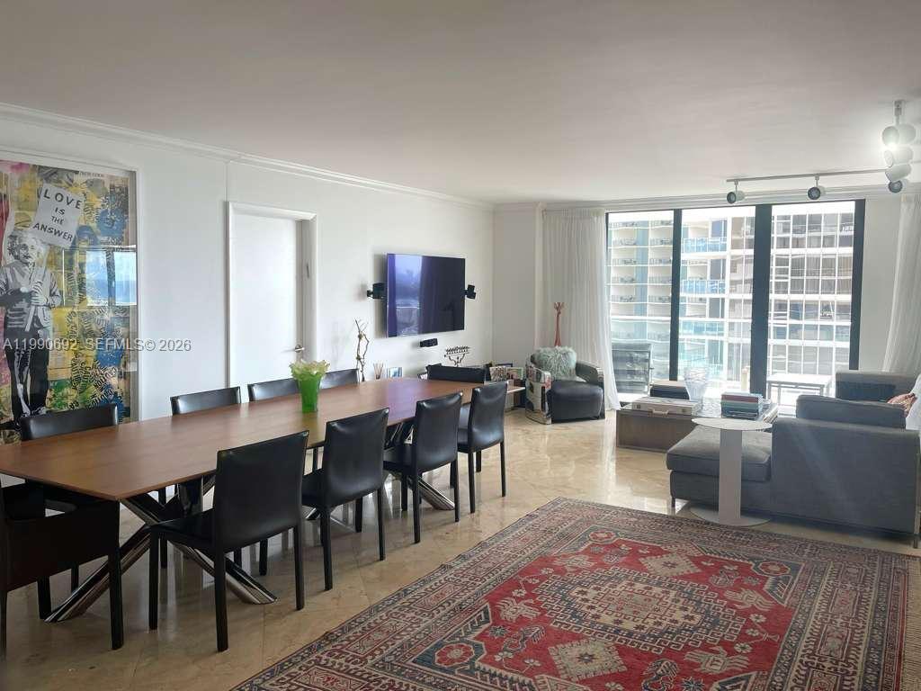 9801 Collins Ave #18U Bal Harbour, FL 33154