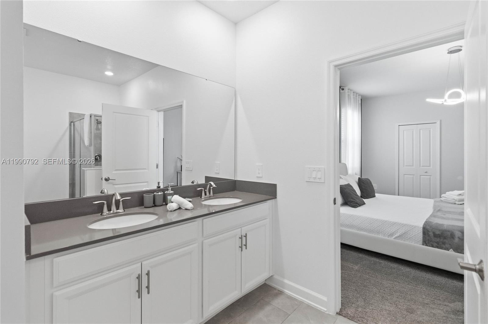 9114 Sommer Davenport, FL 33896