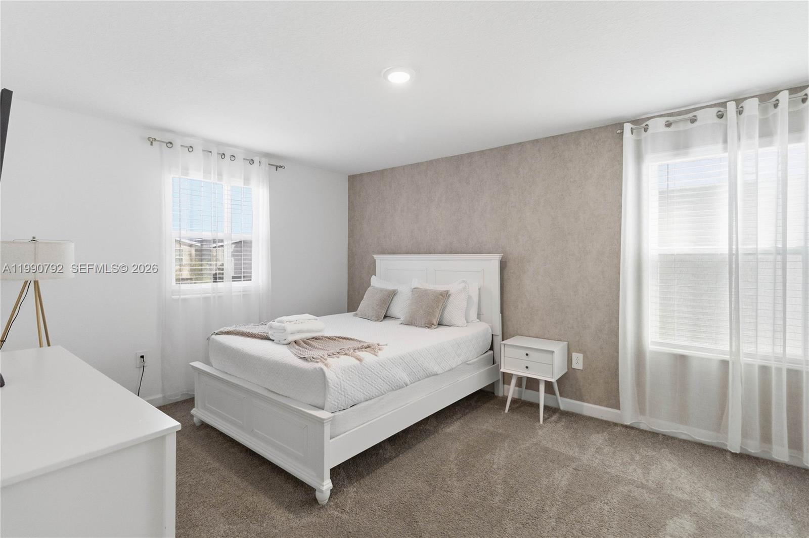 9114 Sommer Davenport, FL 33896