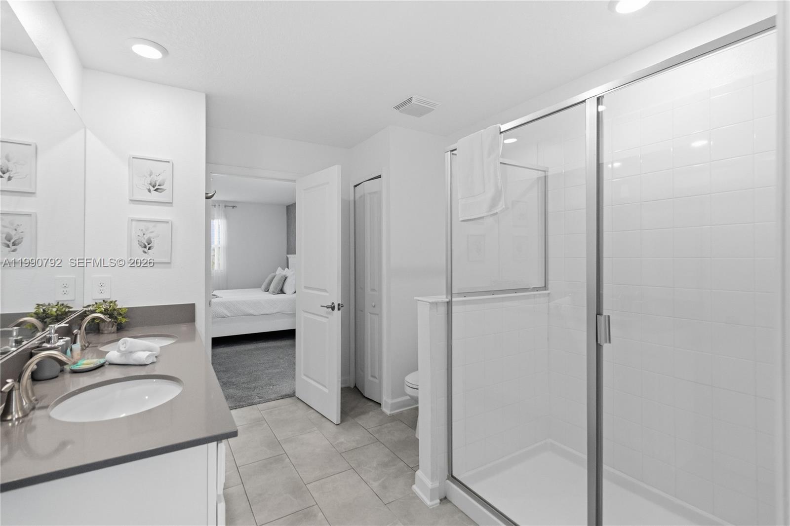 9114 Sommer Davenport, FL 33896