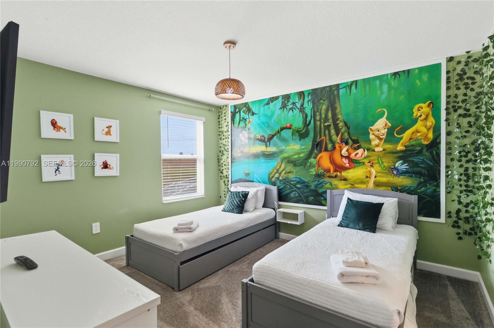 9114 Sommer Davenport, FL 33896