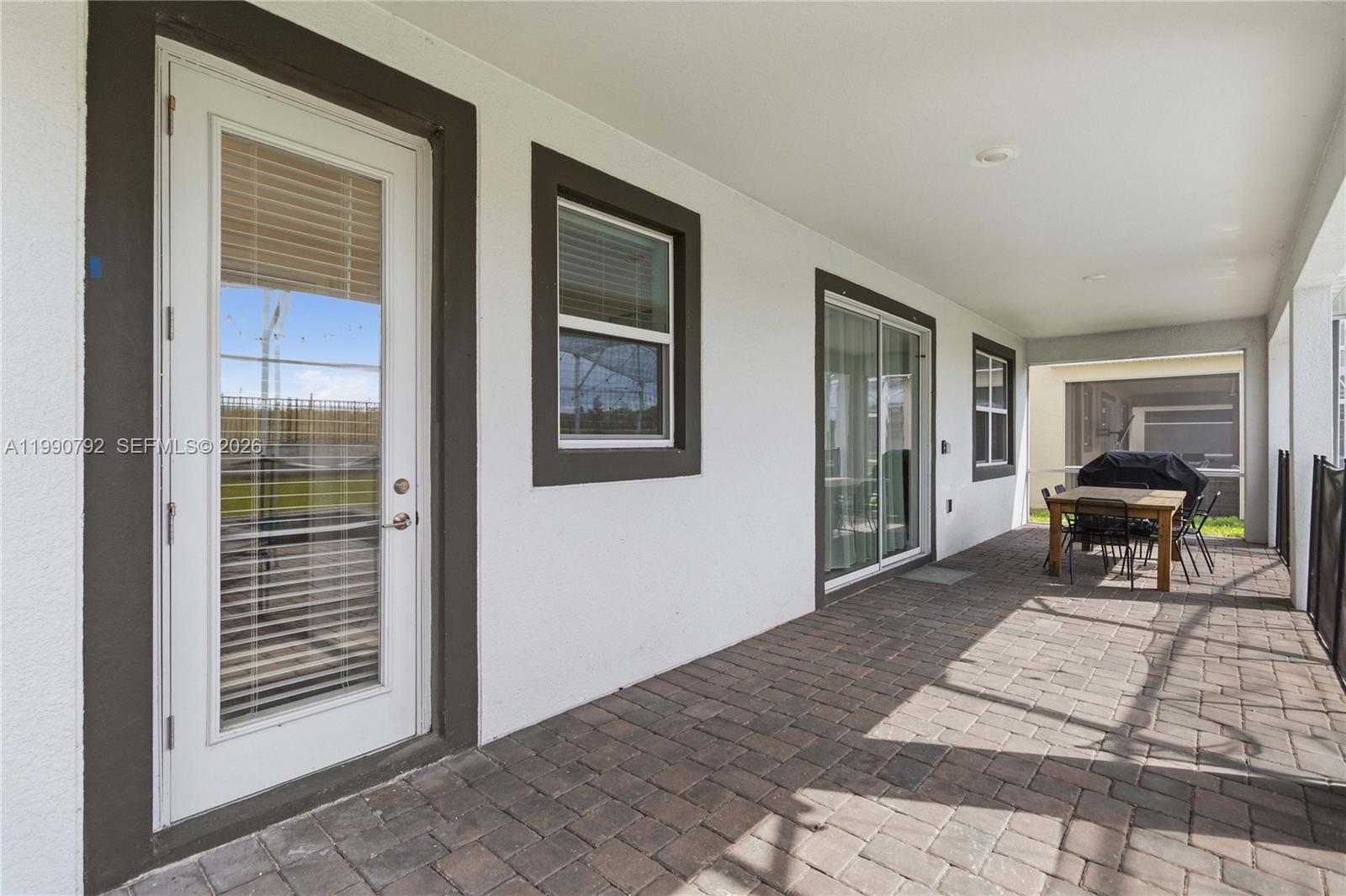 9114 Sommer Davenport, FL 33896