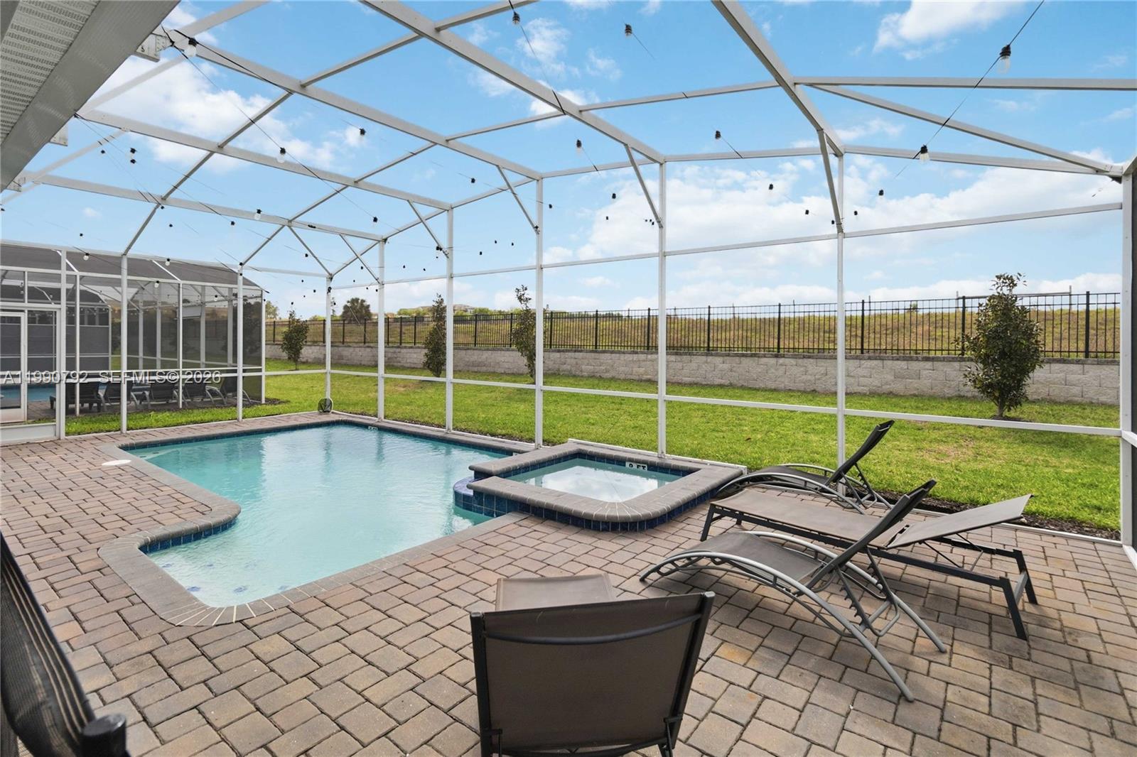 9114 Sommer Davenport, FL 33896