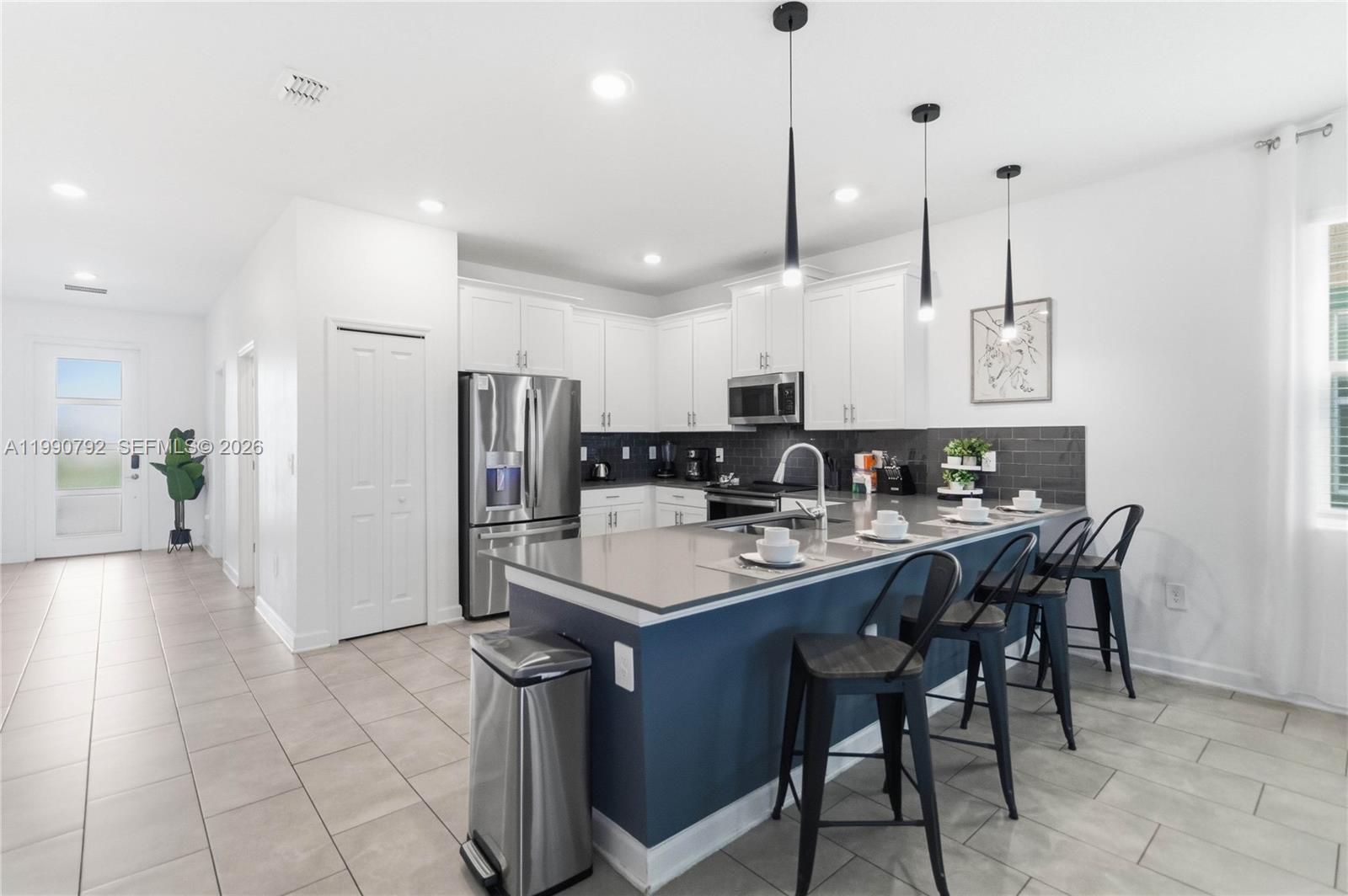 9114 Sommer Davenport, FL 33896