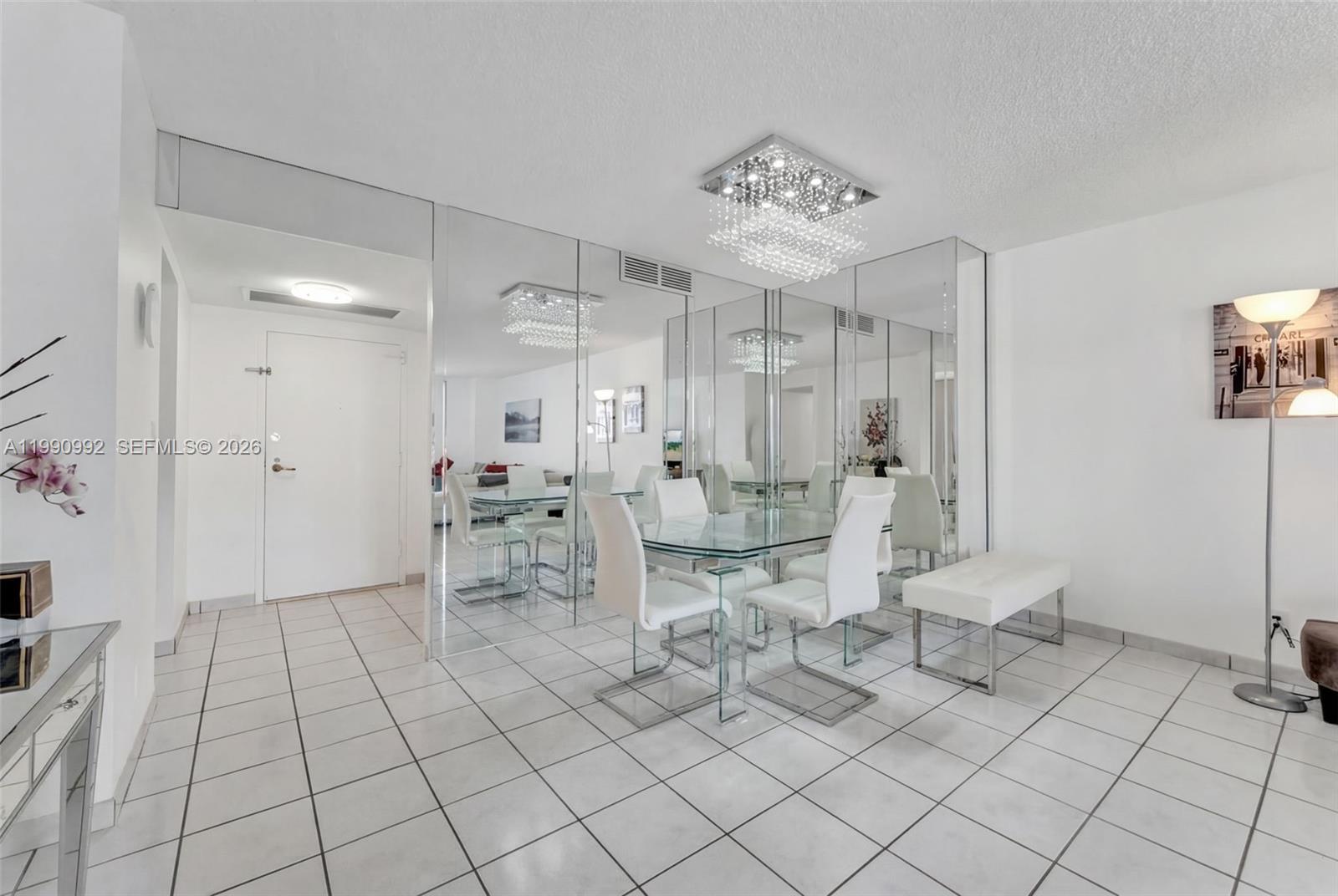 2500 Parkview Dr #1418 Hallandale Beach, FL 33009