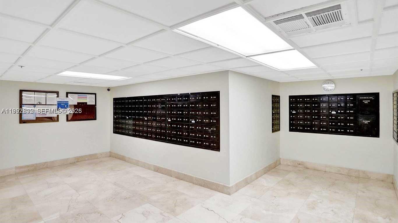 image Winston Towers 60014