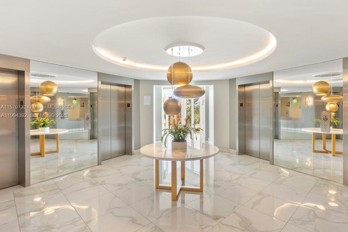 image Harbour House8