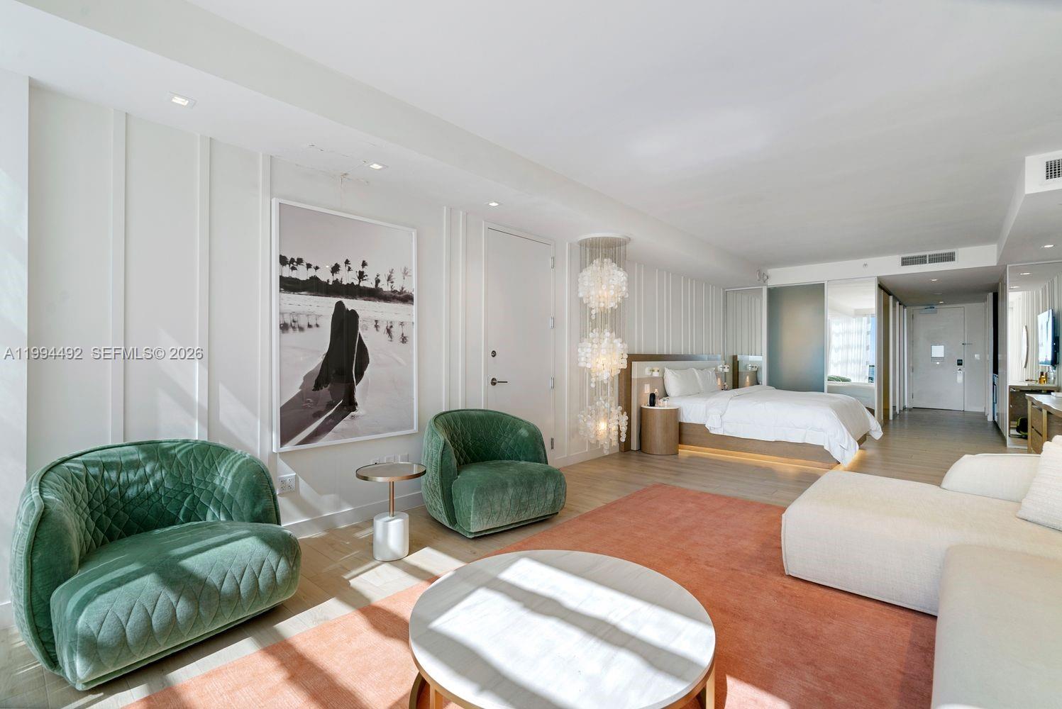 2201 Collins Ave #532 Miami Beach, FL 33139