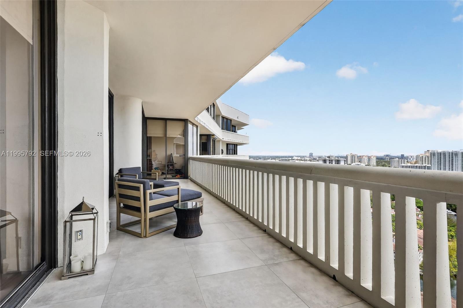 1000 Island Bl #3107 Aventura, FL 33160