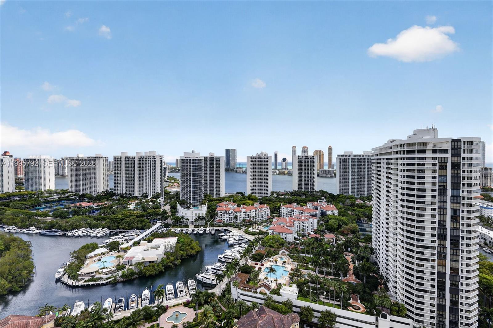 1000 Island Bl #3107 Aventura, FL 33160