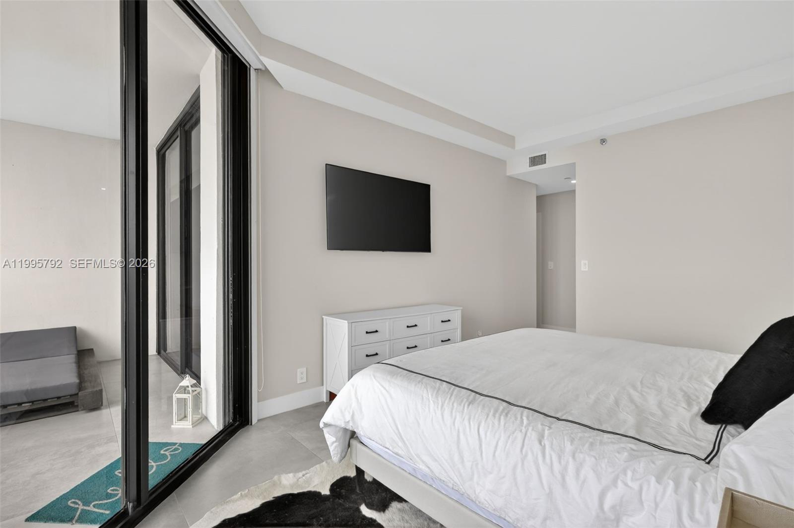 1000 Island Bl #3107 Aventura, FL 33160