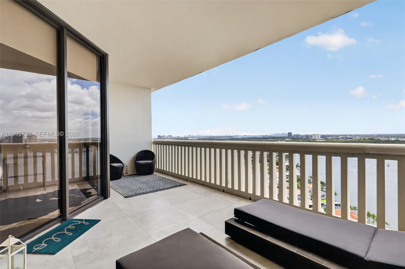 1000 Island Bl #3107 Aventura, FL 33160