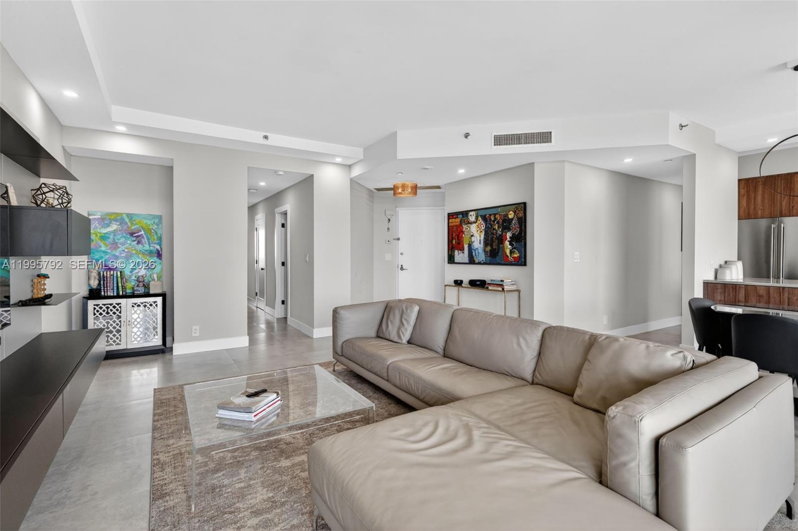 1000 Island Bl #3107 Aventura, FL 33160