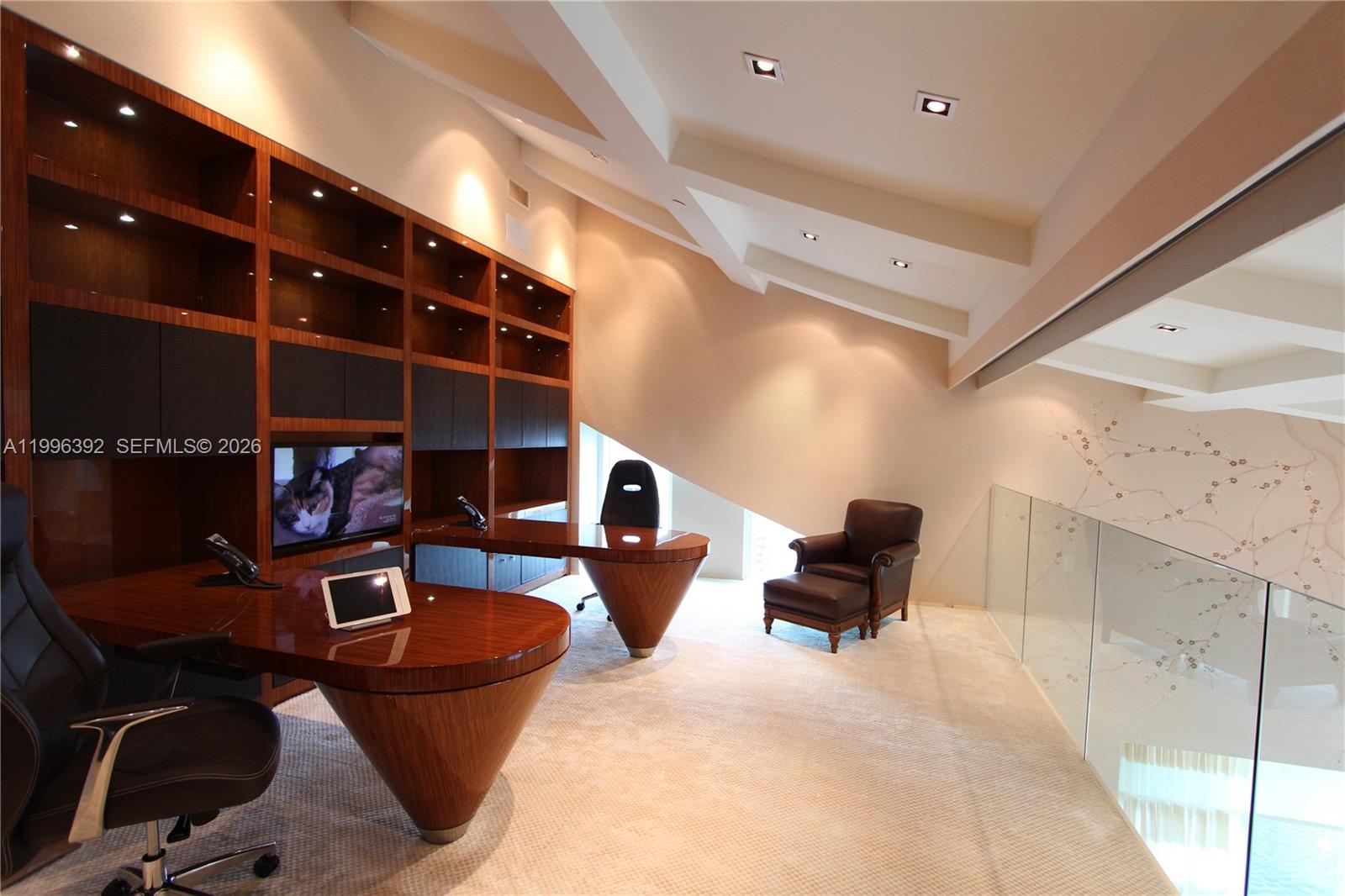 900 Brickell Key Blvd #PH3403 Miami, FL 33131