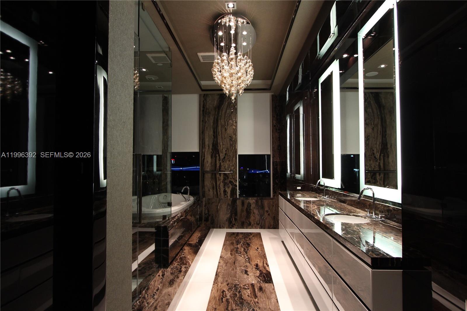 900 Brickell Key Blvd #PH3403 Miami, FL 33131