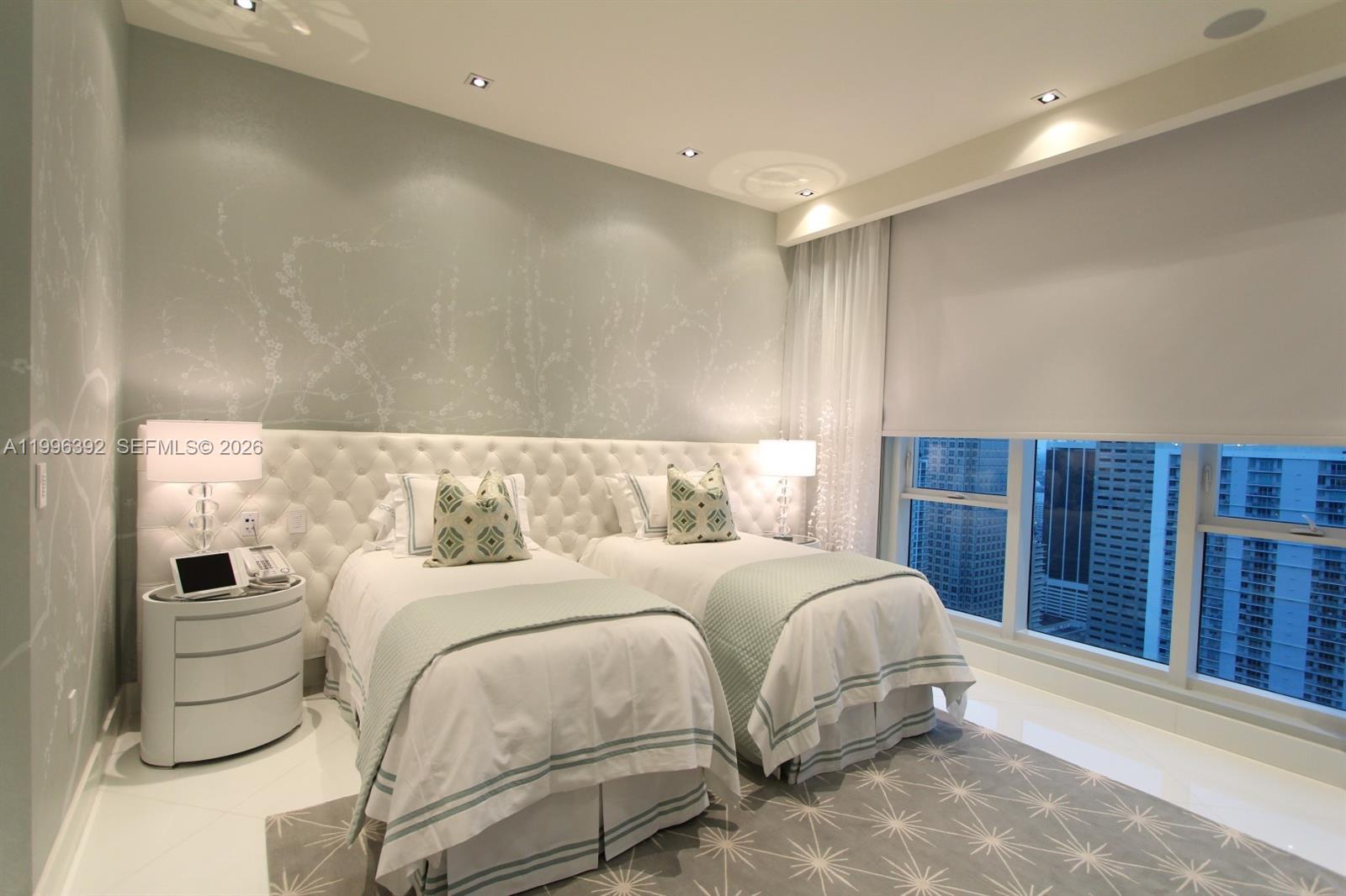 900 Brickell Key Blvd #PH3403 Miami, FL 33131