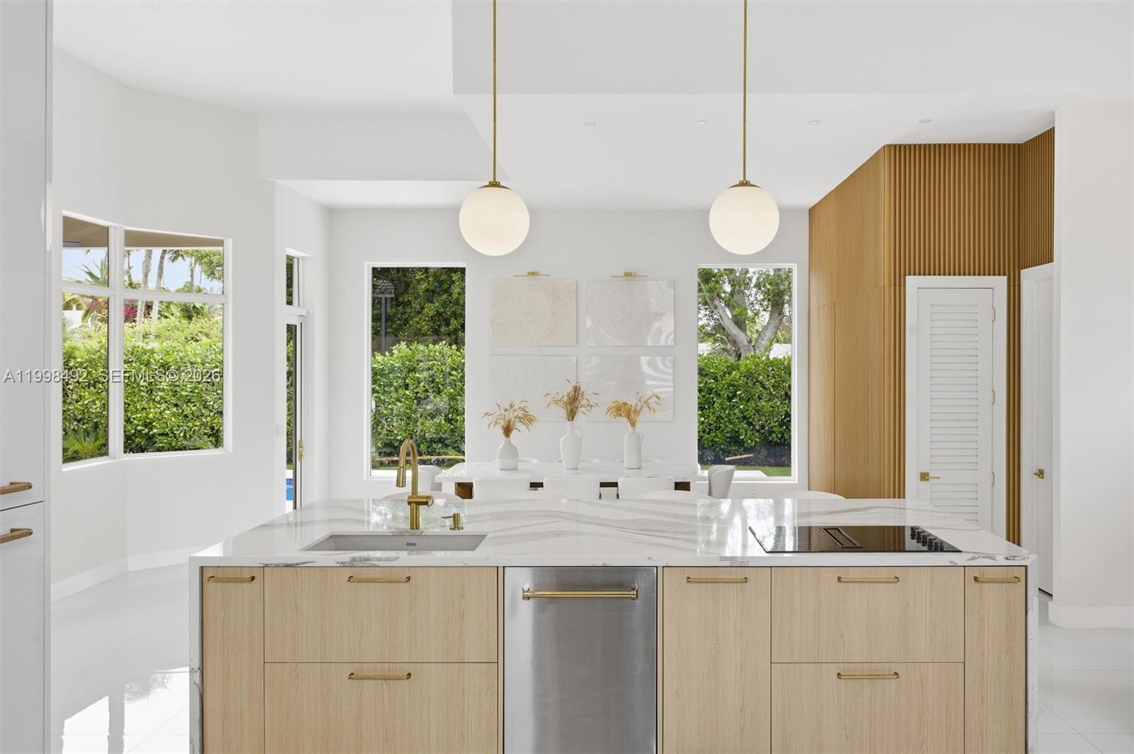 9717 SW 94th Ter Miami, FL 33176