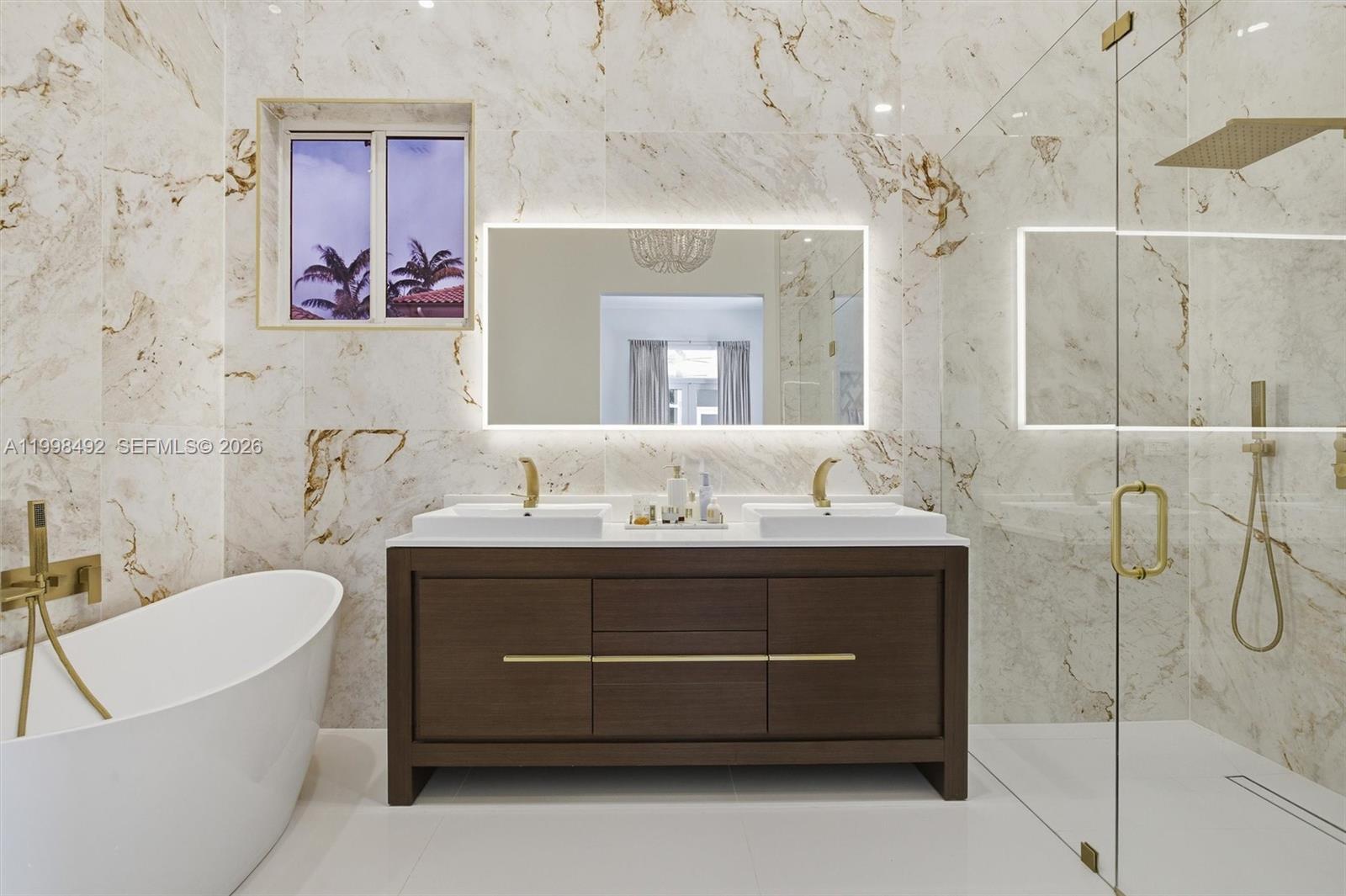 9717 SW 94th Ter Miami, FL 33176