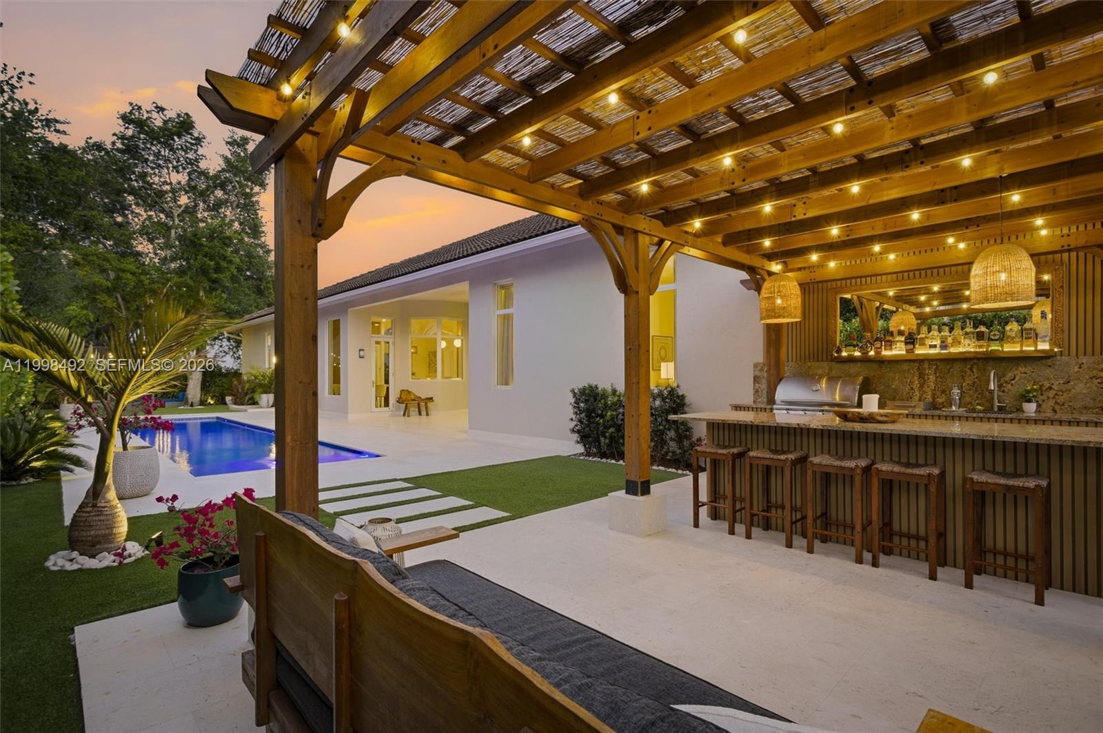 9717 SW 94th Ter Miami, FL 33176